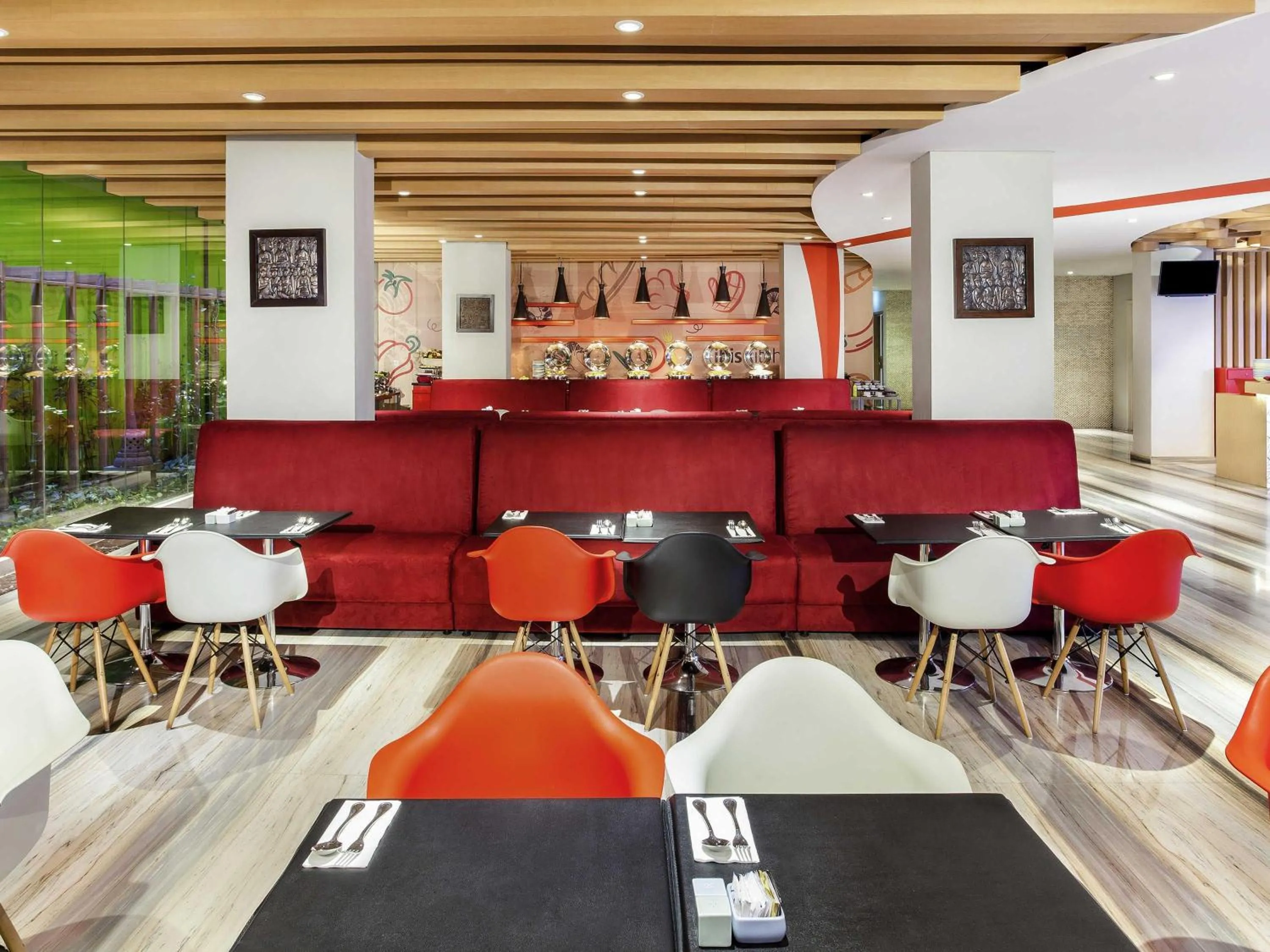 Restaurant/places to eat in ibis Yogyakarta Adi Sucipto