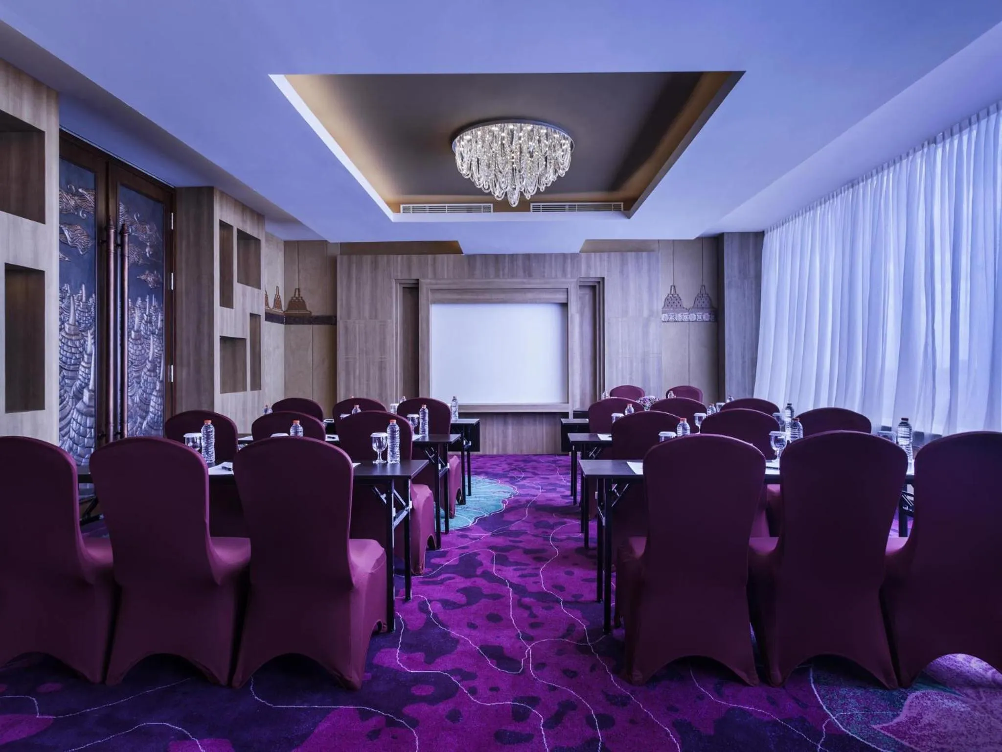 Meeting/conference room in Grand Mercure Yogyakarta Adi Sucipto