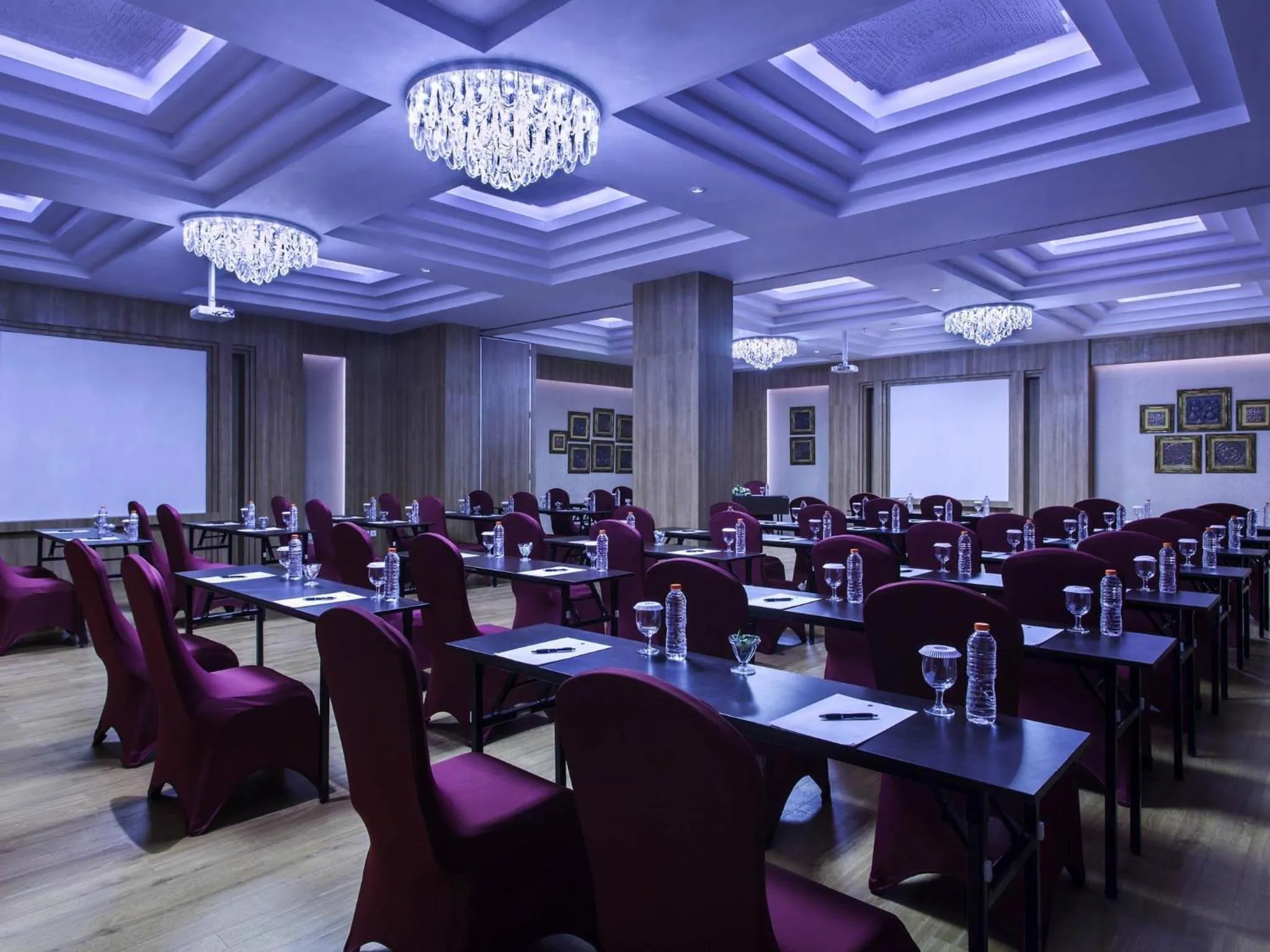 Meeting/conference room in Grand Mercure Yogyakarta Adi Sucipto