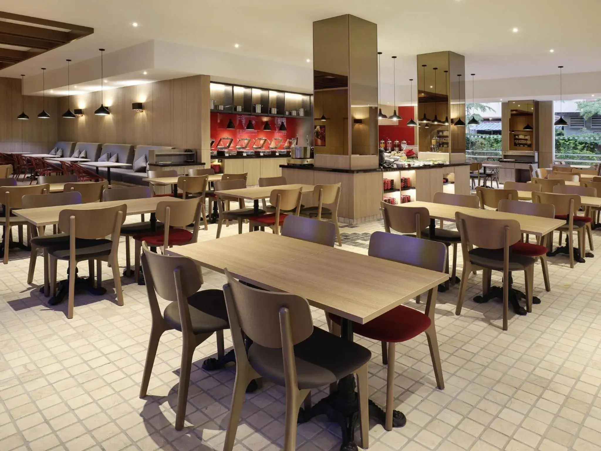 Restaurant/places to eat in Ibis Melaka Restaurant/places to eat in Ibis Melaka