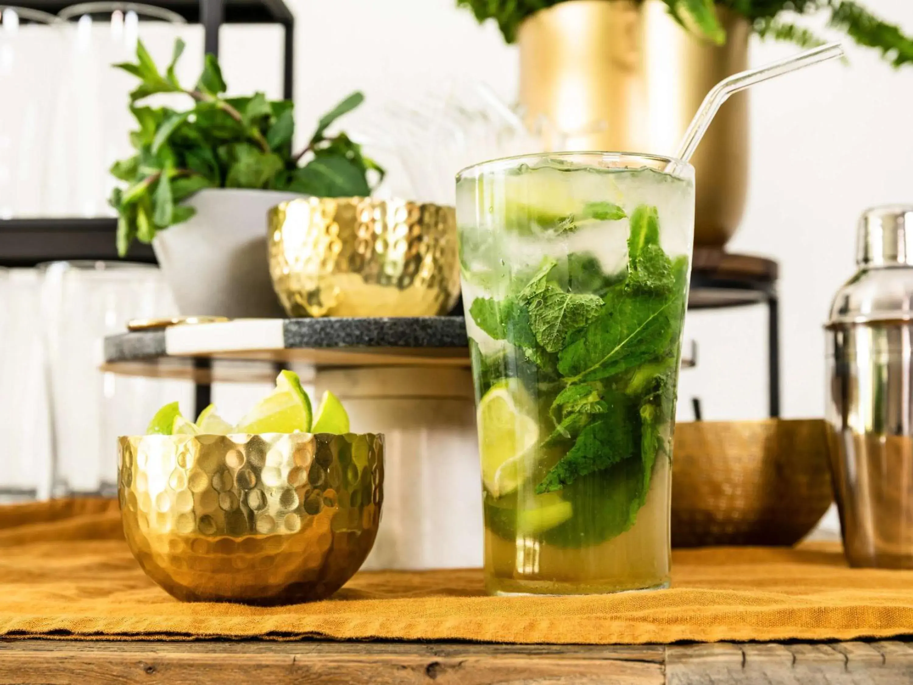 Lounge or bar in ibis Styles Nowy Sacz Lounge or bar in ibis Styles Nowy Sacz