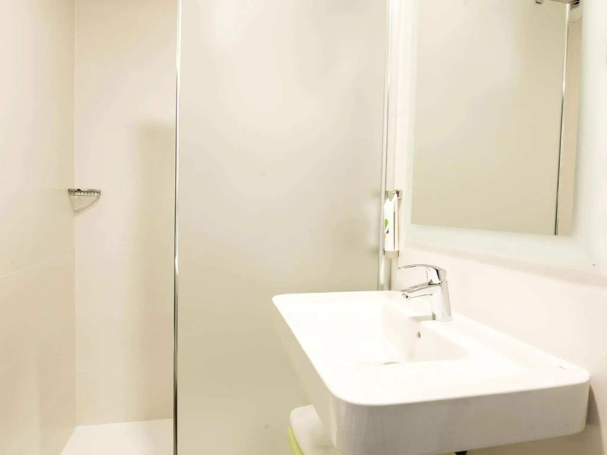 Bedroom in ibis Styles Siedlce Bedroom in ibis Styles Siedlce