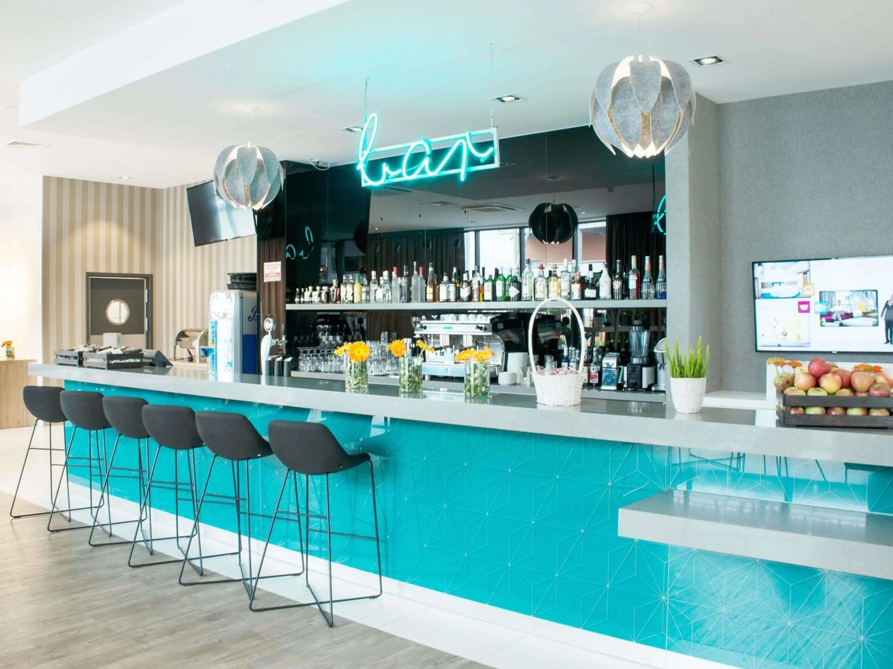 Lounge or bar in ibis Styles Siedlce