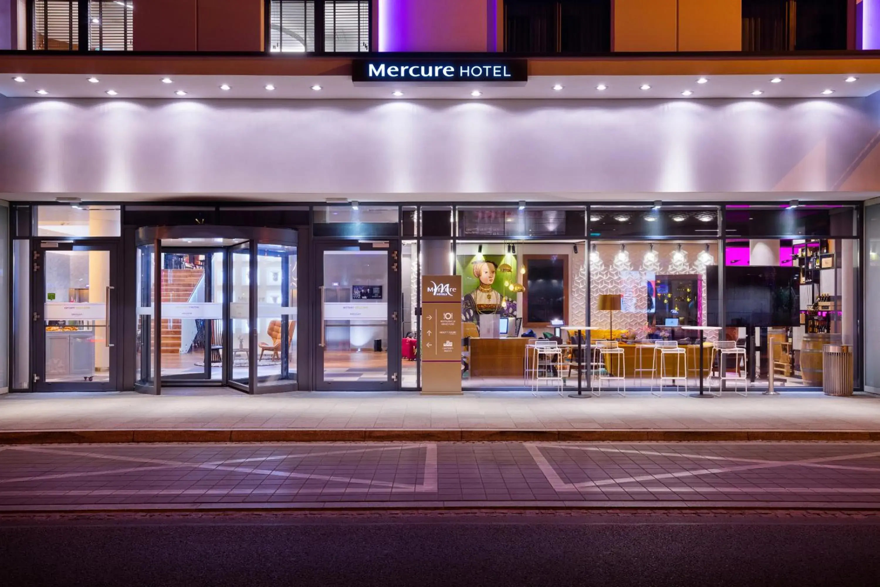 Facade/entrance in Mercure Krakow Stare Miasto Facade/entrance in Mercure Krakow Stare Miasto