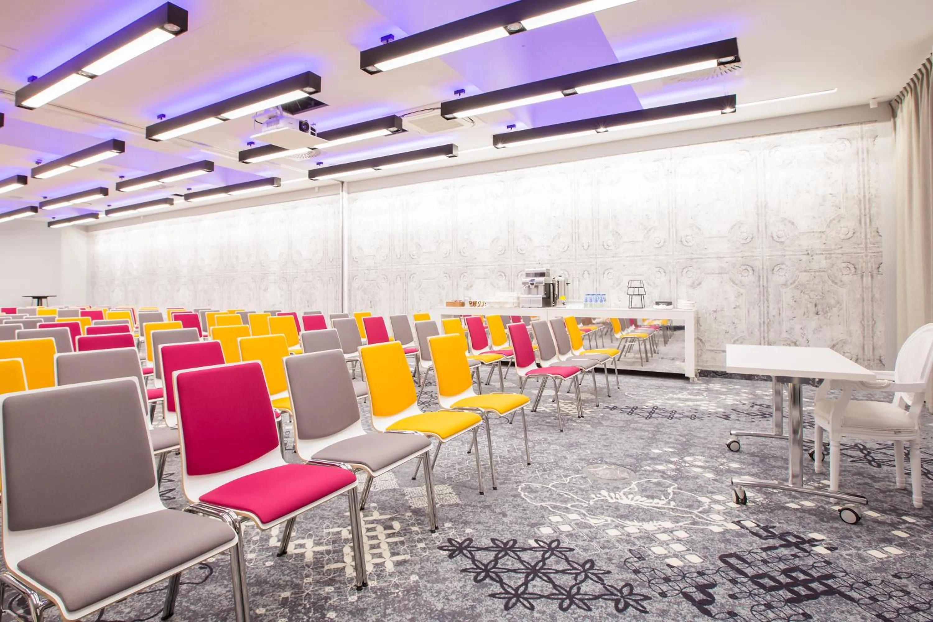 Meeting/conference room in Mercure Krakow Stare Miasto