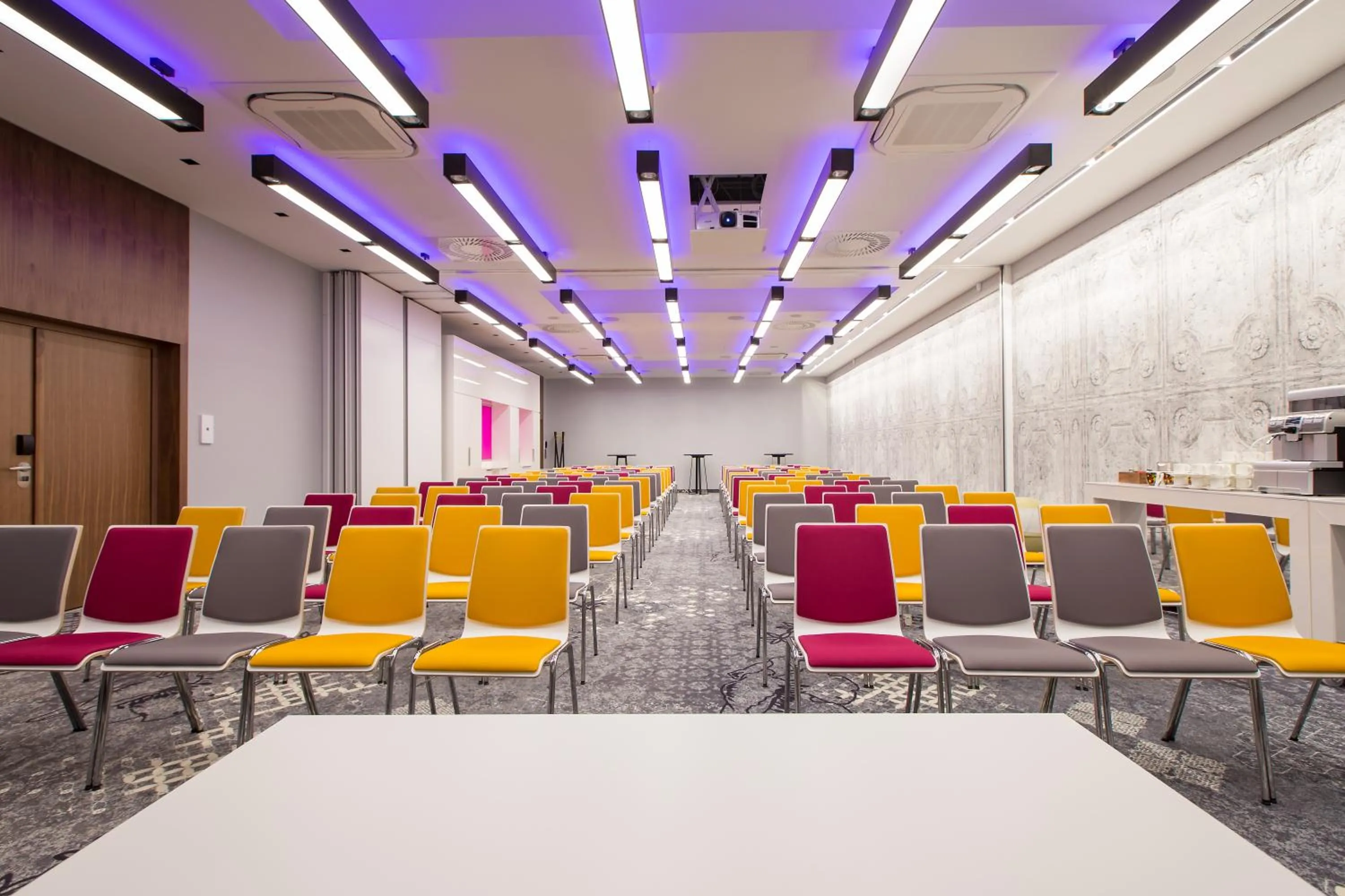 Meeting/conference room in Mercure Krakow Stare Miasto