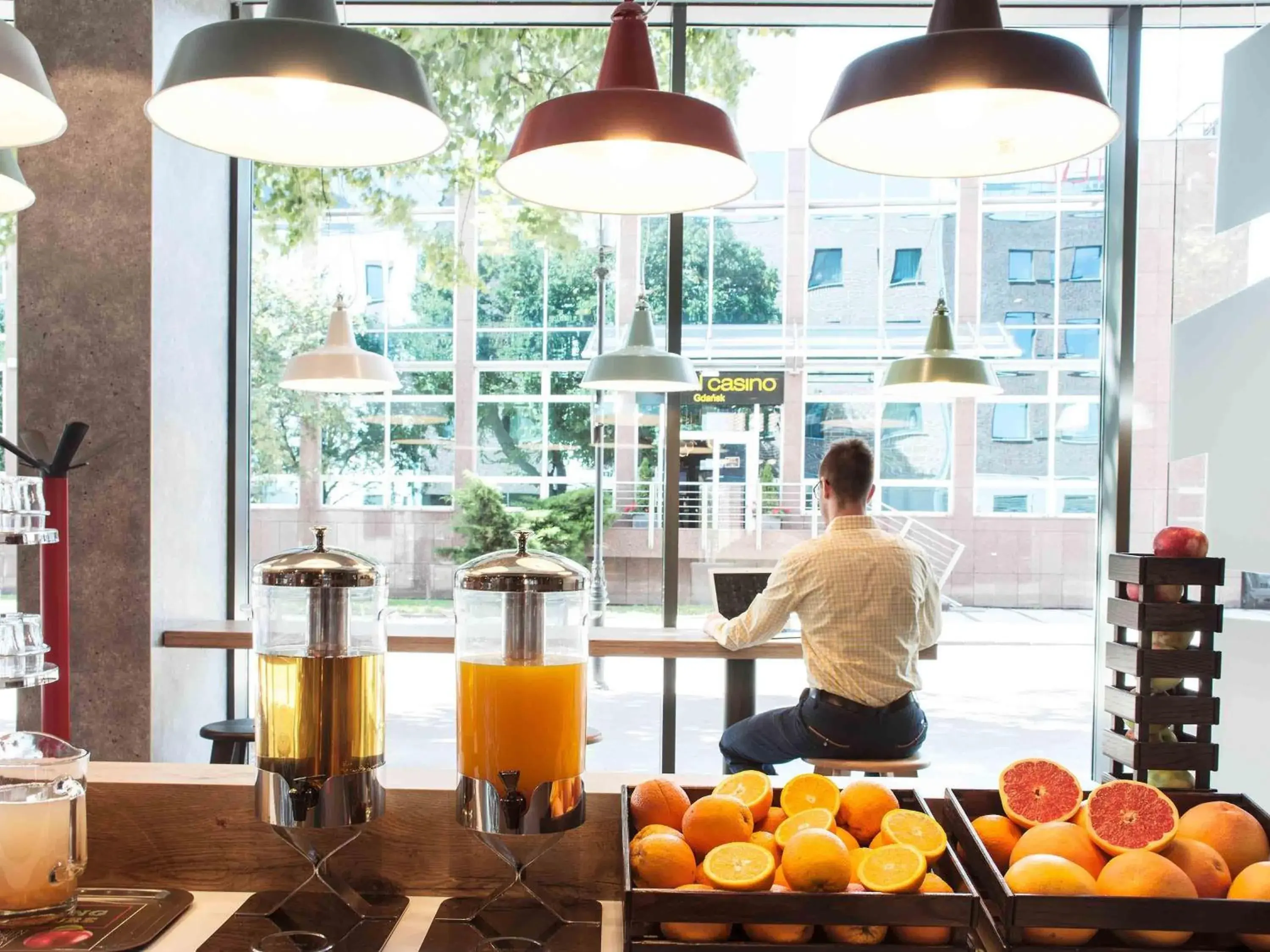 Restaurant/places to eat in Ibis Gdansk Stare Miasto Restaurant/places to eat in Ibis Gdansk Stare Miasto