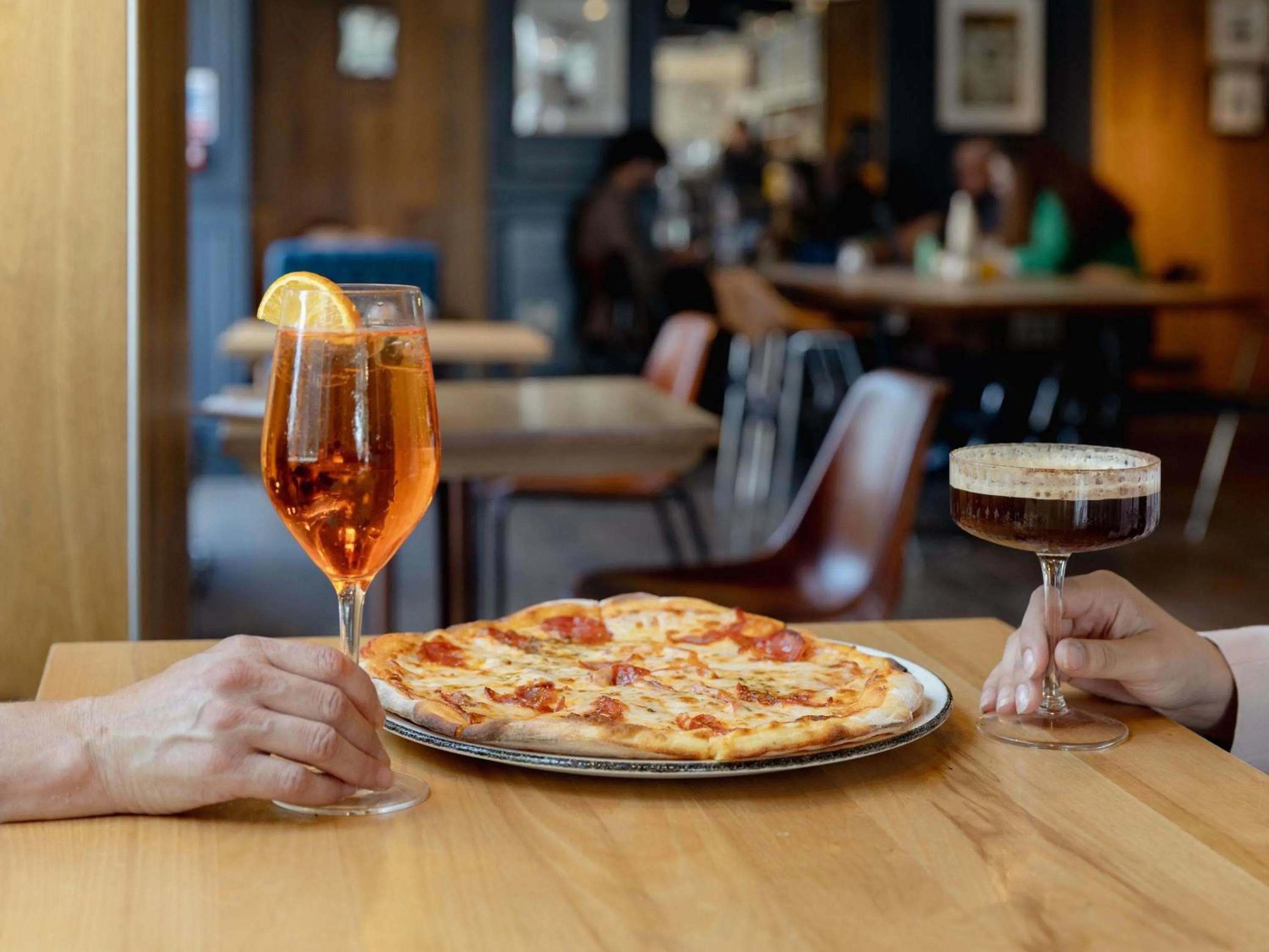 Restaurant/places to eat in ibis Cambridge Central Station