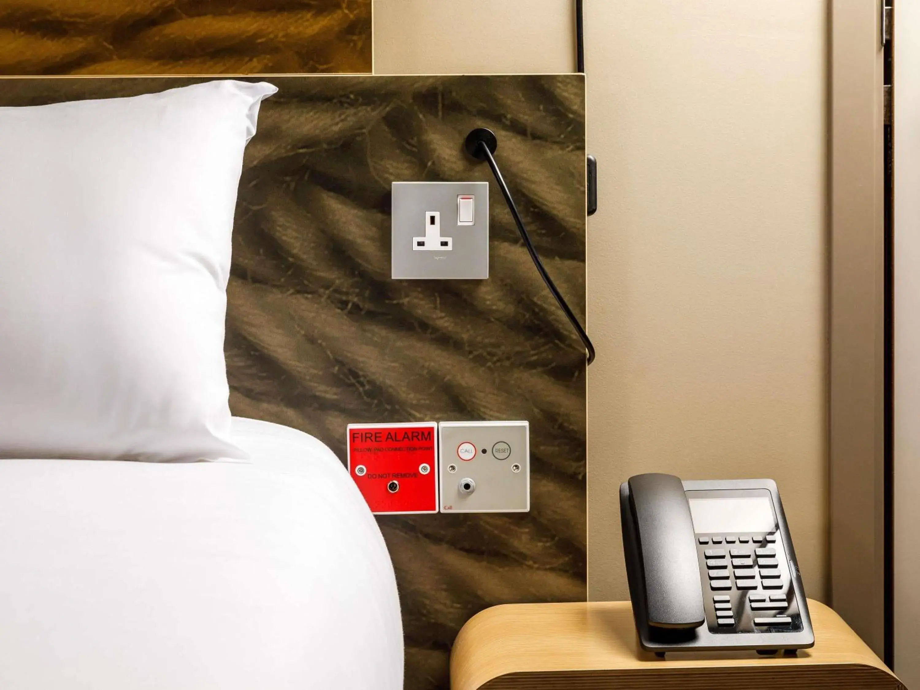 Bedroom in ibis Cambridge Central Station Bedroom in ibis Cambridge Central Station