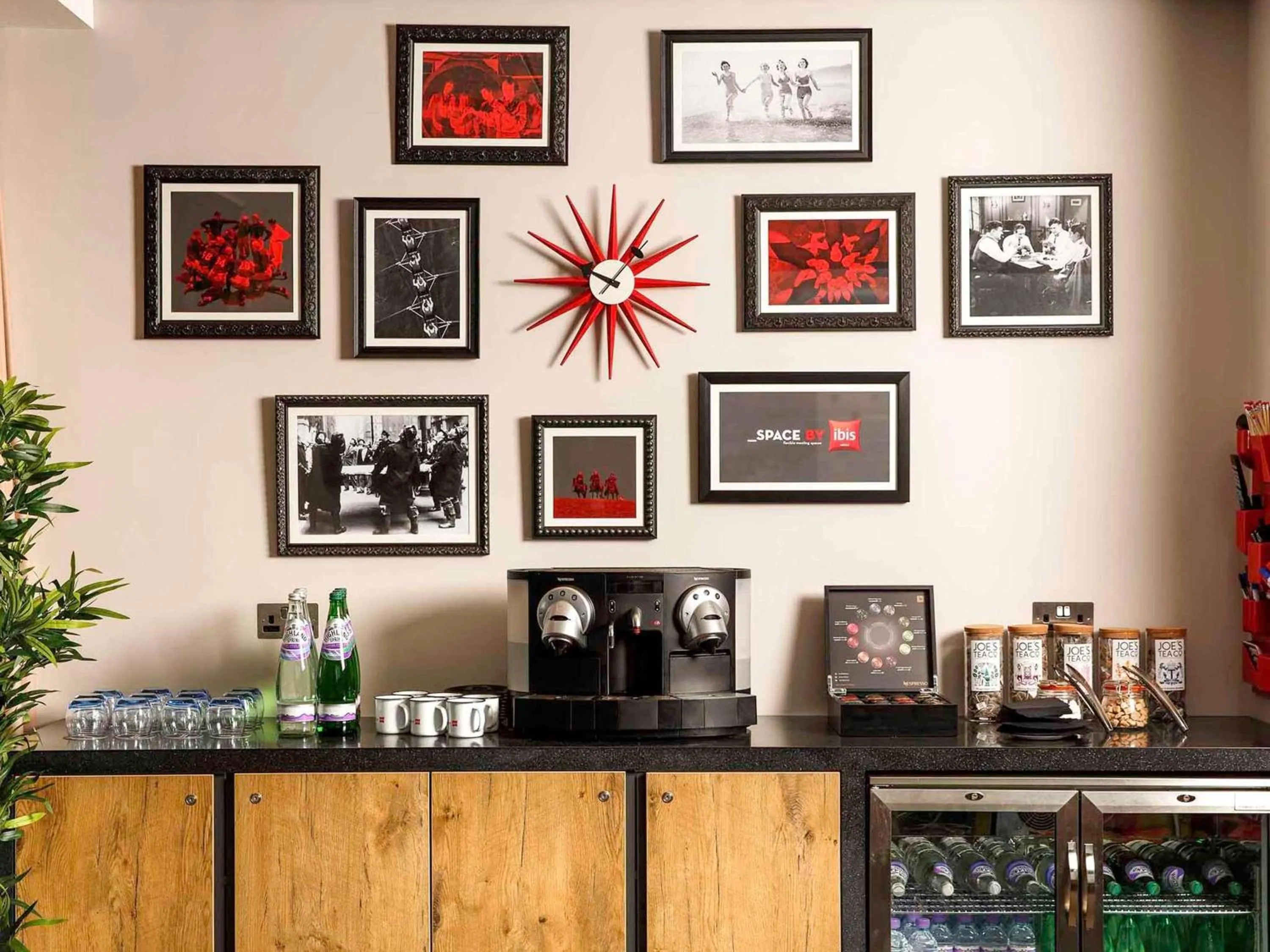 Meeting/conference room in ibis Cambridge Central Station