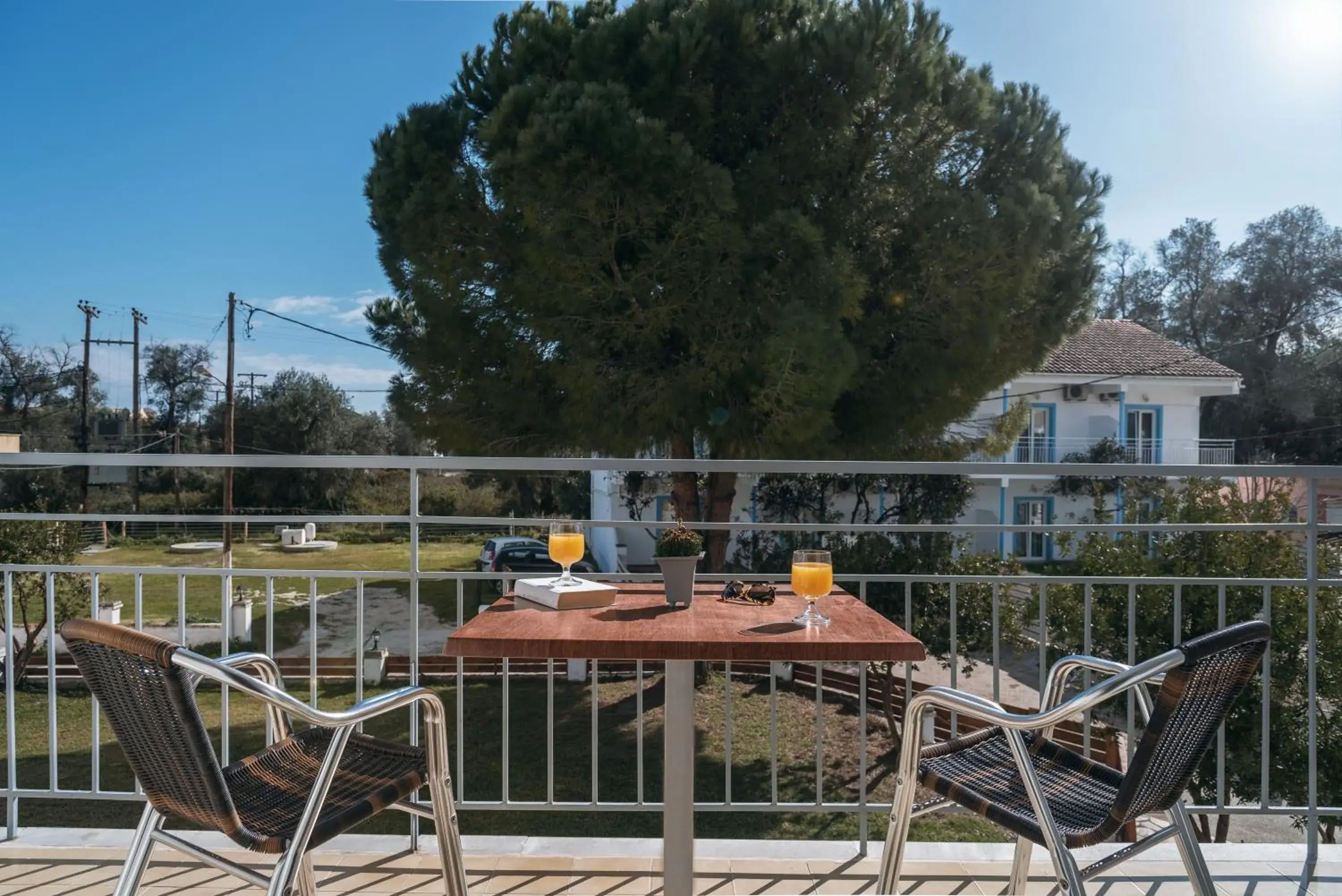 Balcony/Terrace in Three Seasons Balcony/Terrace in Three Seasons