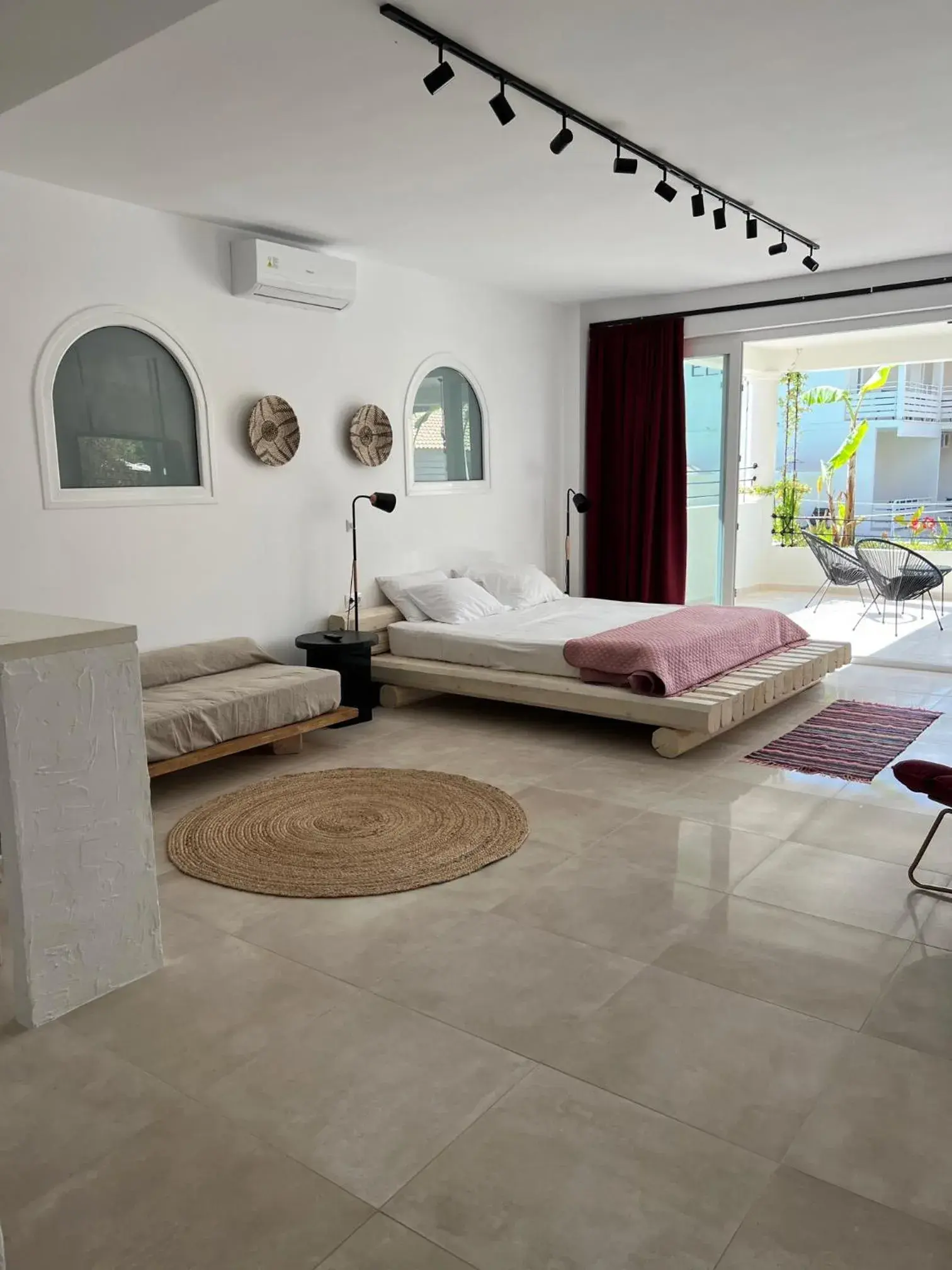 Deluxe King Studio in Three Seasons Deluxe King Studio in Three Seasons