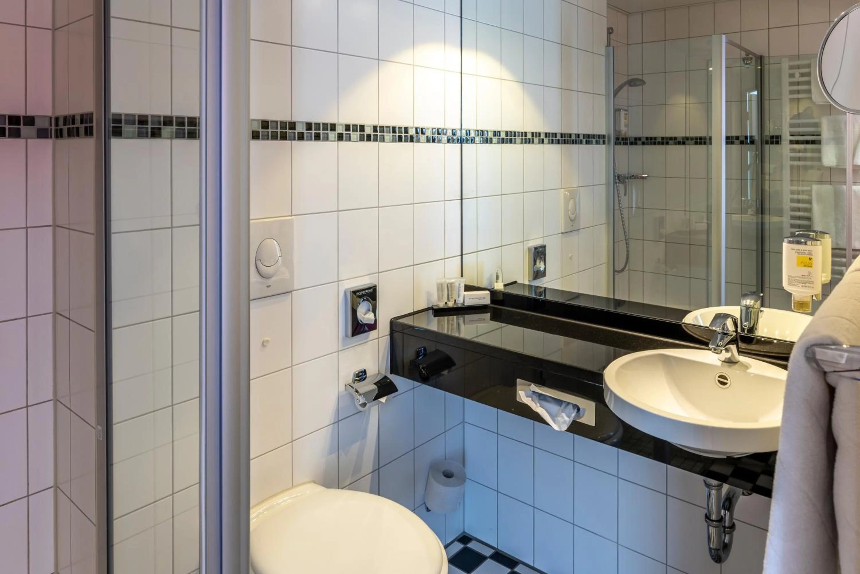 Bathroom in Komfort-Hotel Katerberg