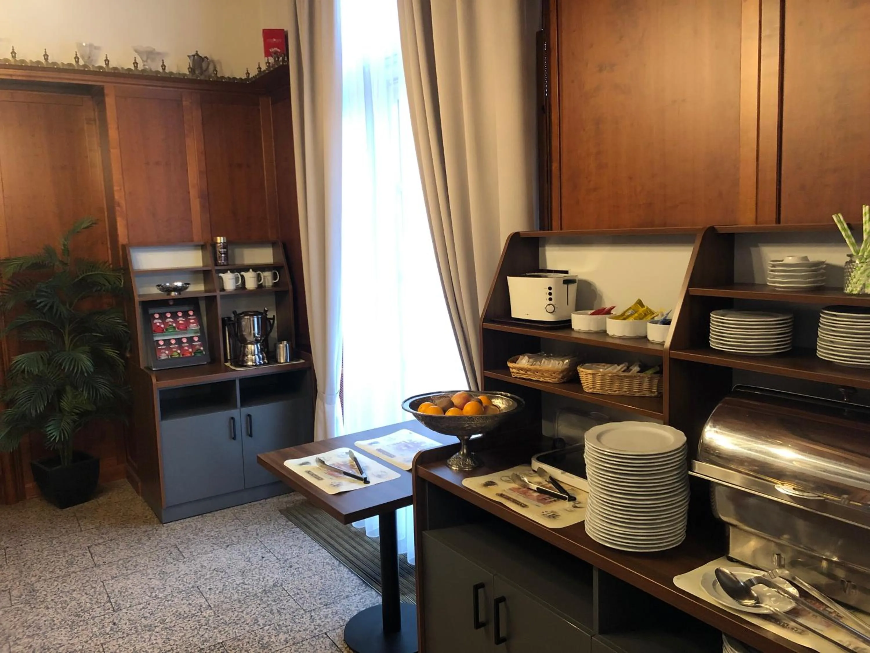 Food and drinks in Hotel Rheinischer Hof Bad Soden