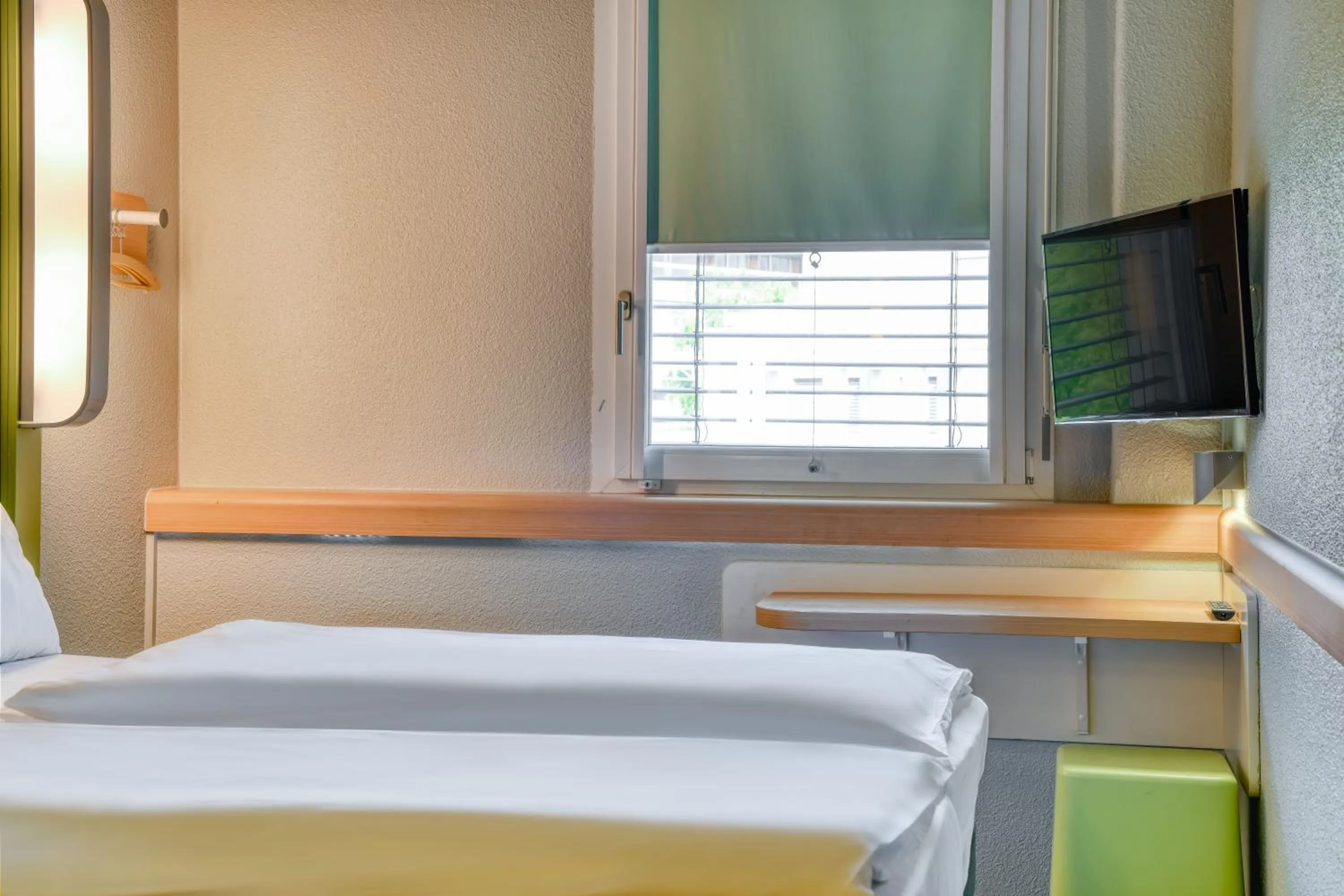 Bed in ibis budget Hotel Luzern City