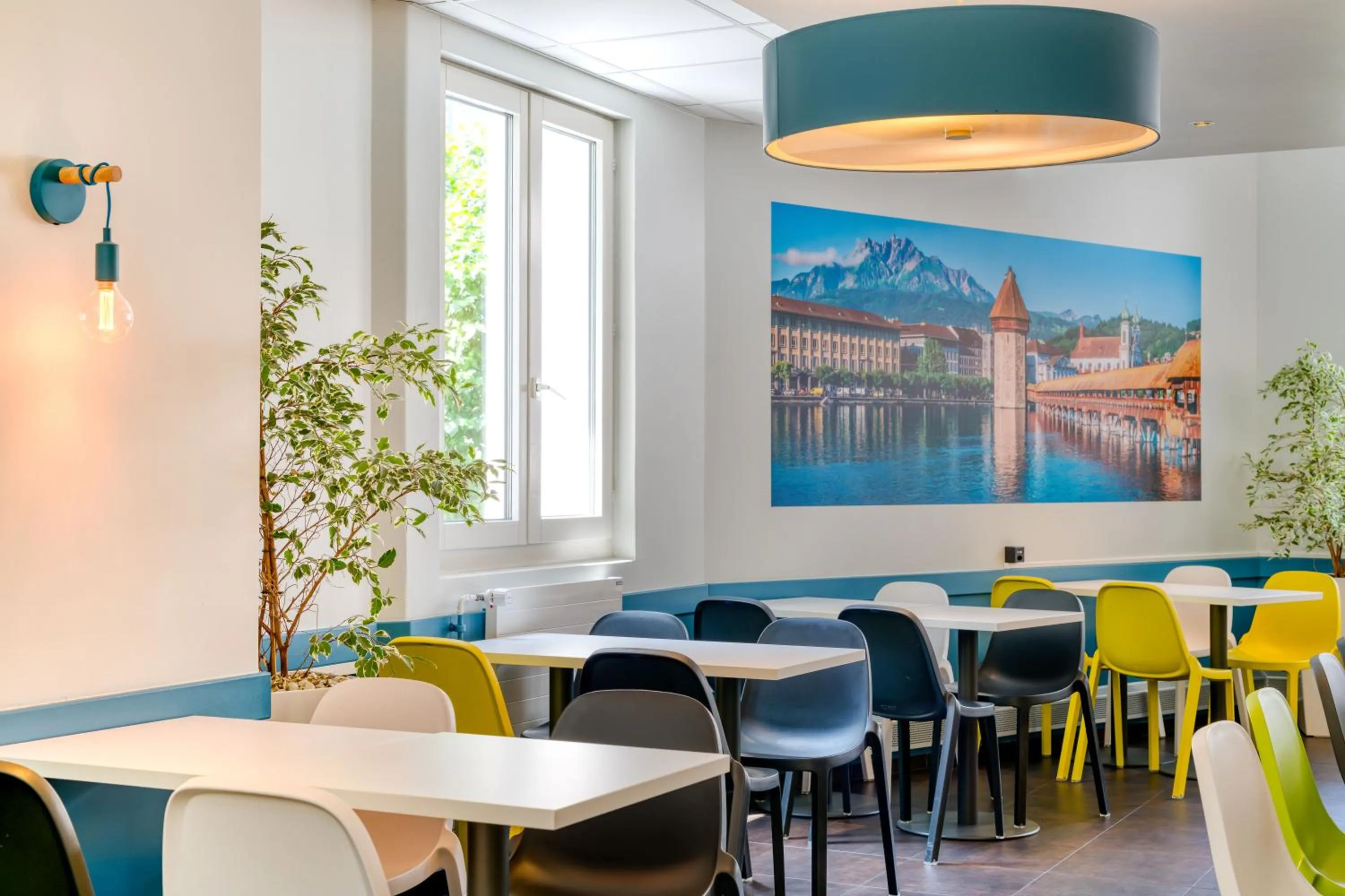 Restaurant/places to eat in ibis budget Hotel Luzern City