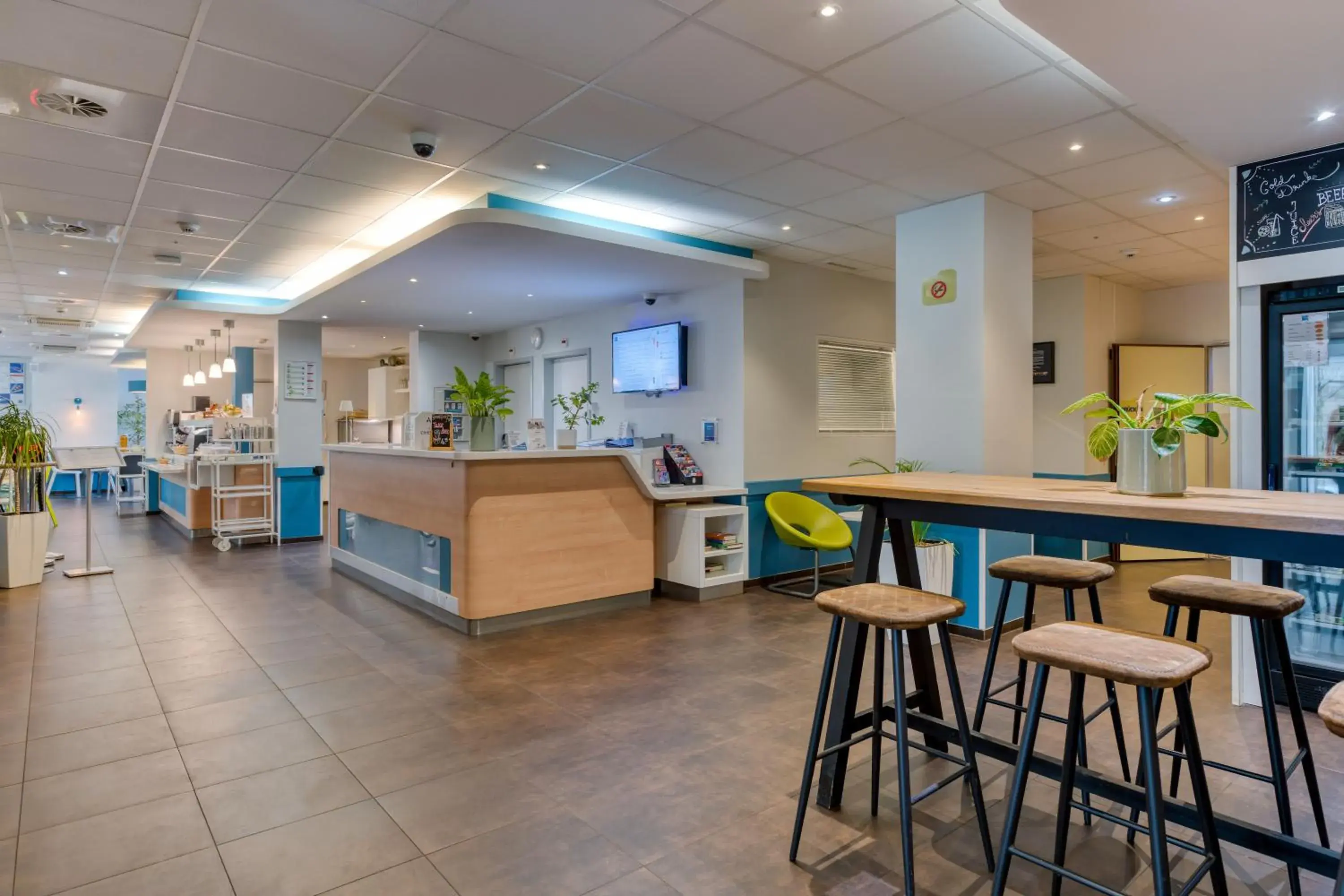 Restaurant/places to eat in ibis budget Hotel Luzern City Restaurant/places to eat in ibis budget Hotel Luzern City