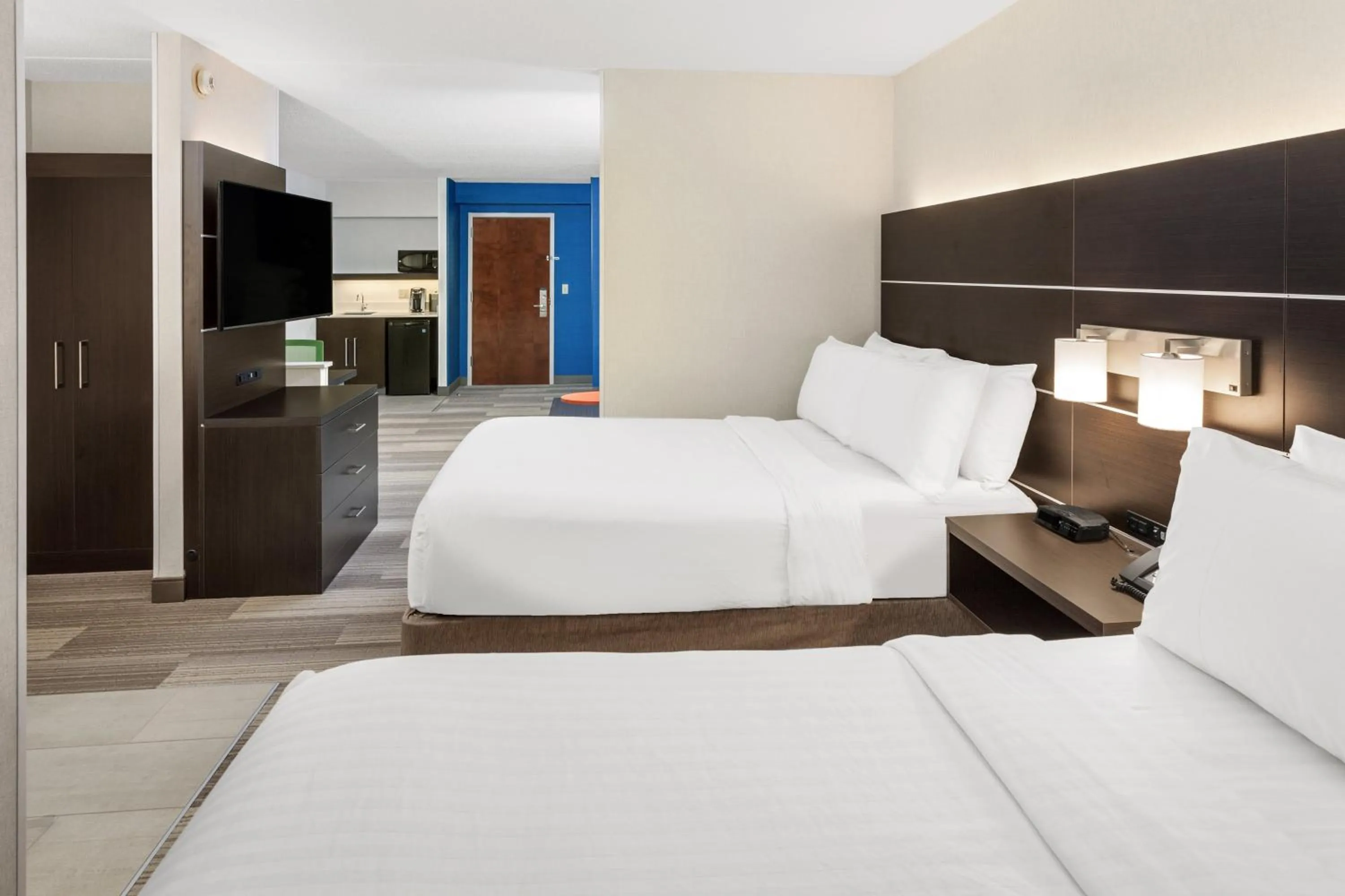 Photo of the whole room, Bed in Holiday Inn Express South Portland by IHG