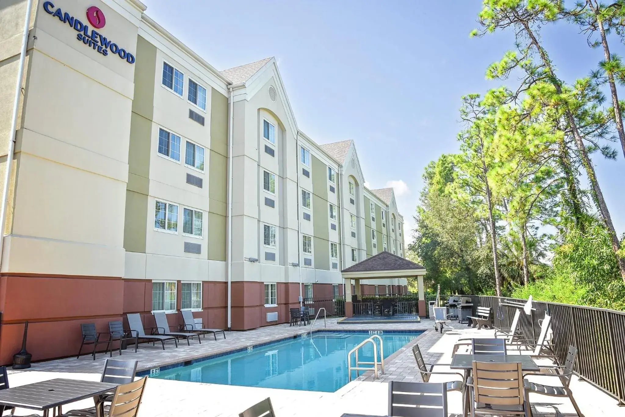 Property building in Candlewood Suites Fort Myers Interstate 75 by IHG Property building in Candlewood Suites Fort Myers Interstate 75 by IHG