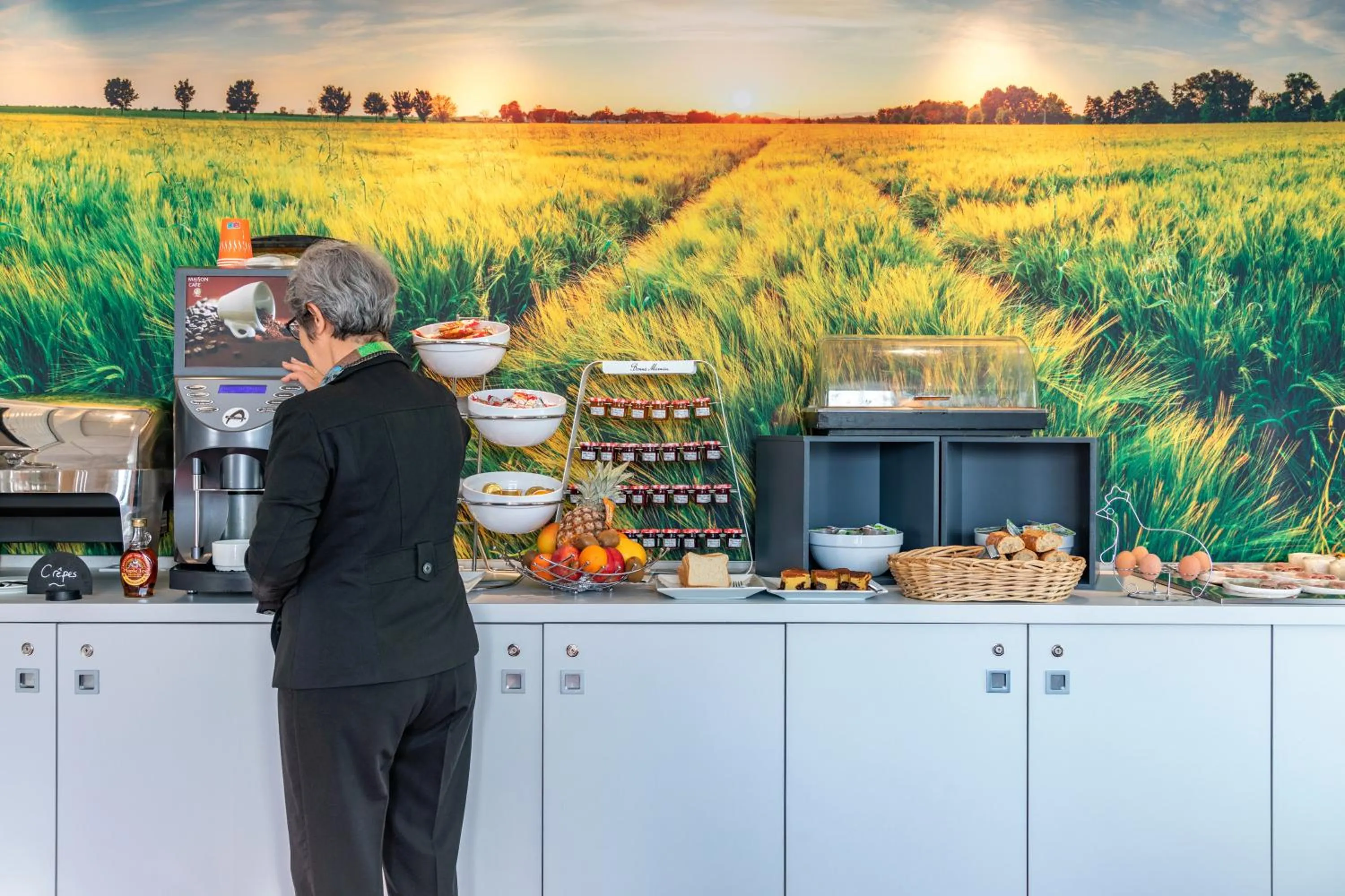 Breakfast in Hôtel de l'Isle - L'Isle d'Abeau