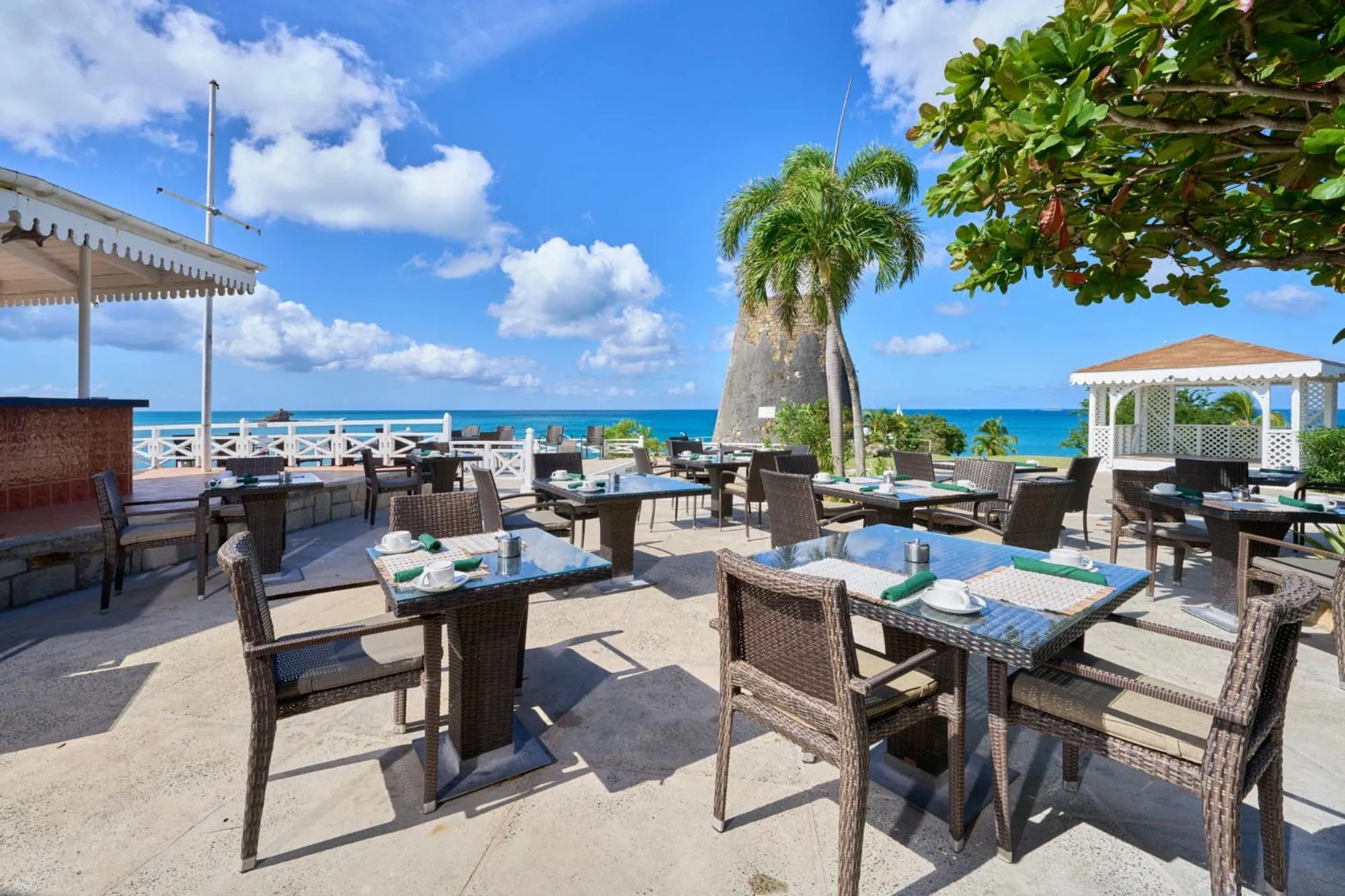 Restaurant/places to eat in Hawksbill Resort Antigua - All Inclusive