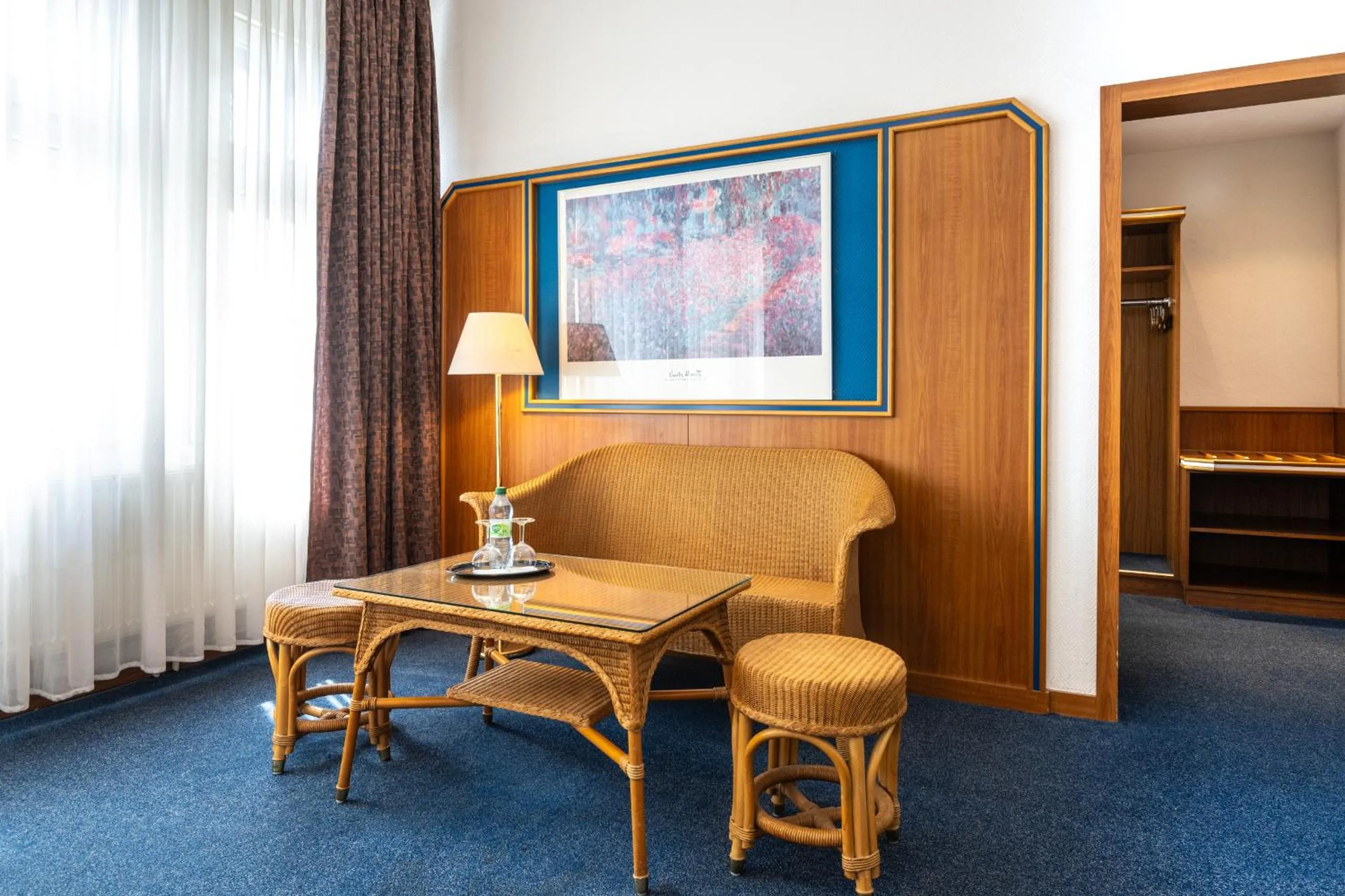 Photo of the whole room in Hotel und Rasthof AVUS