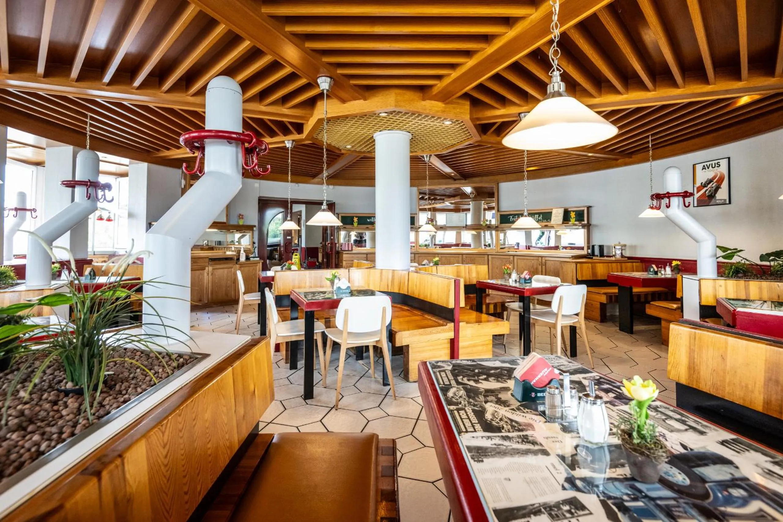 Restaurant/places to eat in Hotel und Rasthof AVUS