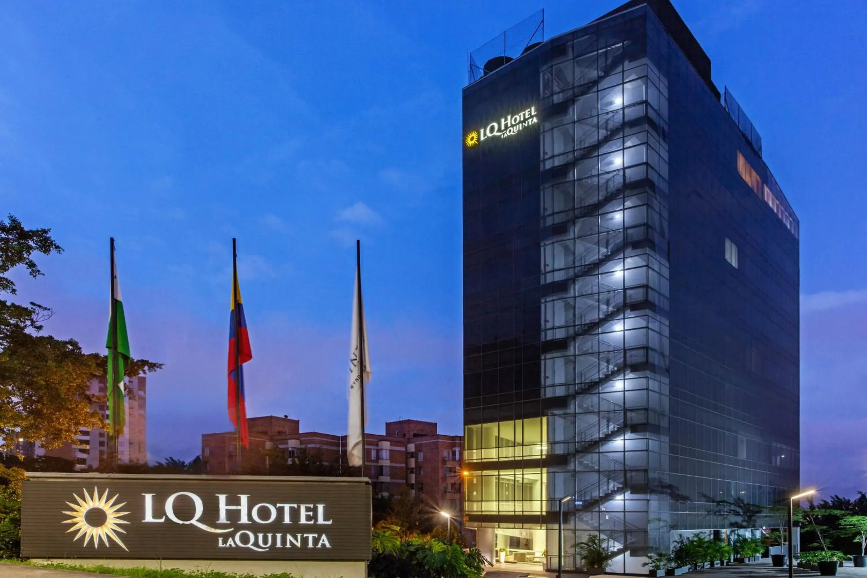 Property building in La Quinta by Wyndham Medellin Property building in La Quinta by Wyndham Medellin