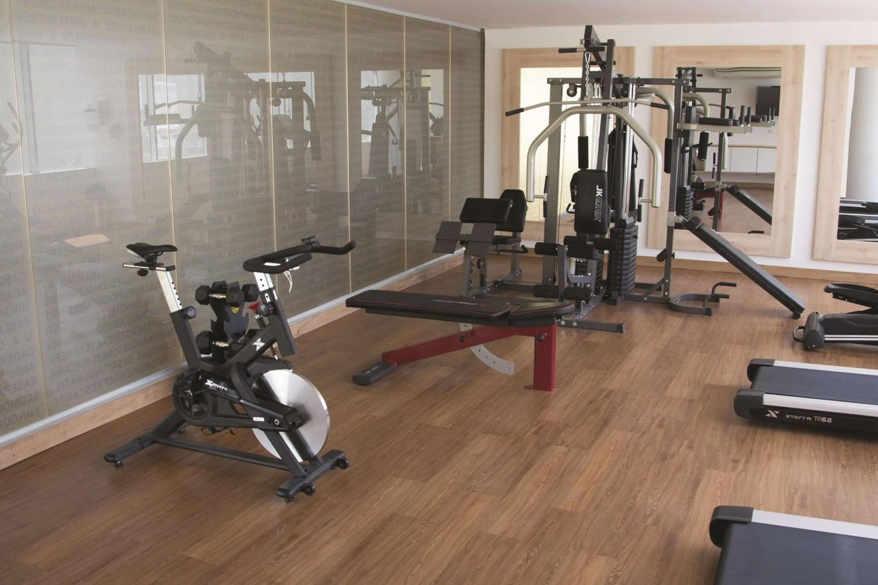Fitness centre/facilities in La Quinta by Wyndham Medellin