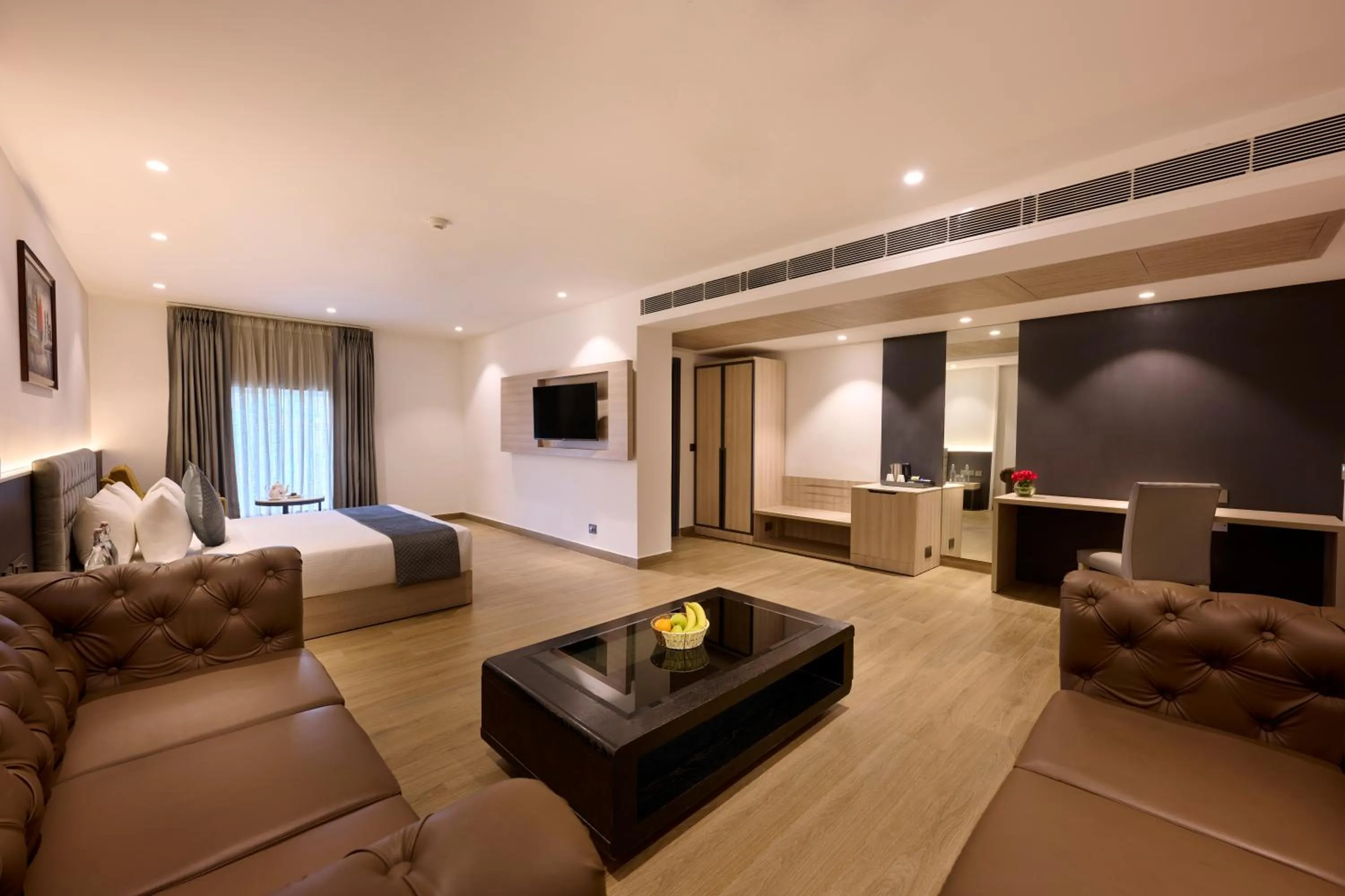 Bed in Delite Sarovar Portico Faridabad