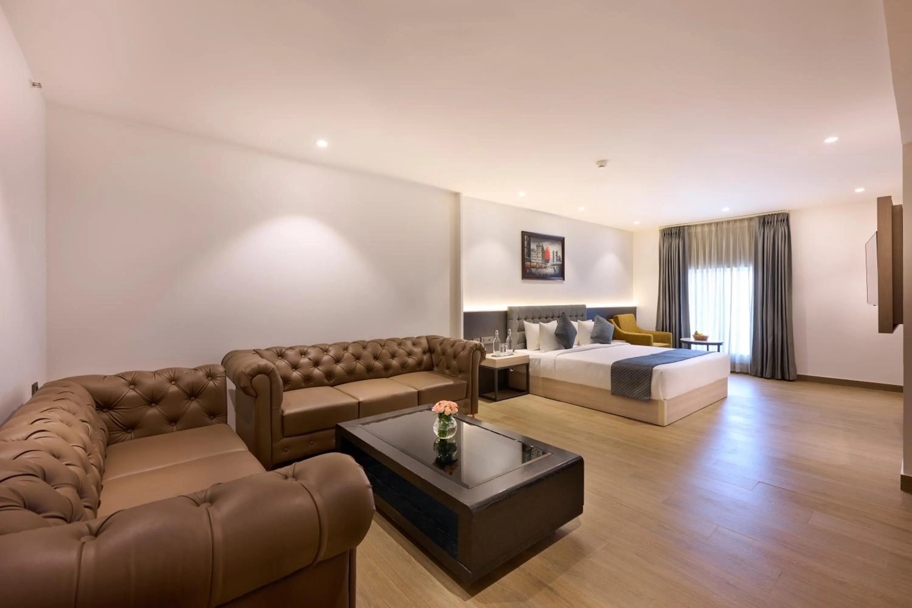 Bed in Delite Sarovar Portico Faridabad