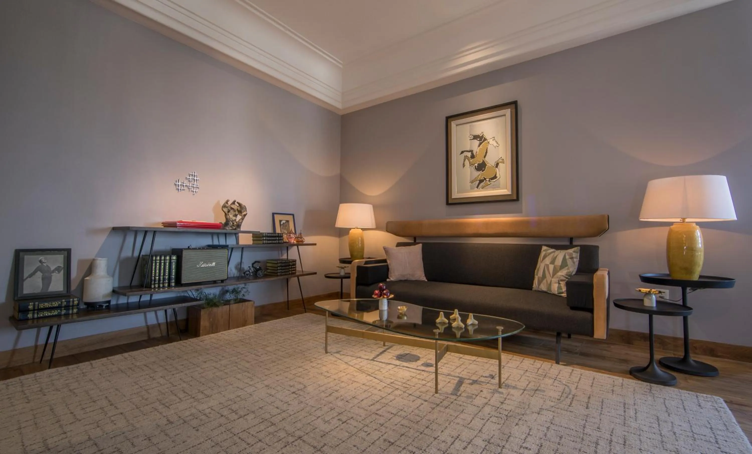 Living room, Bed in Narendra Bhawan