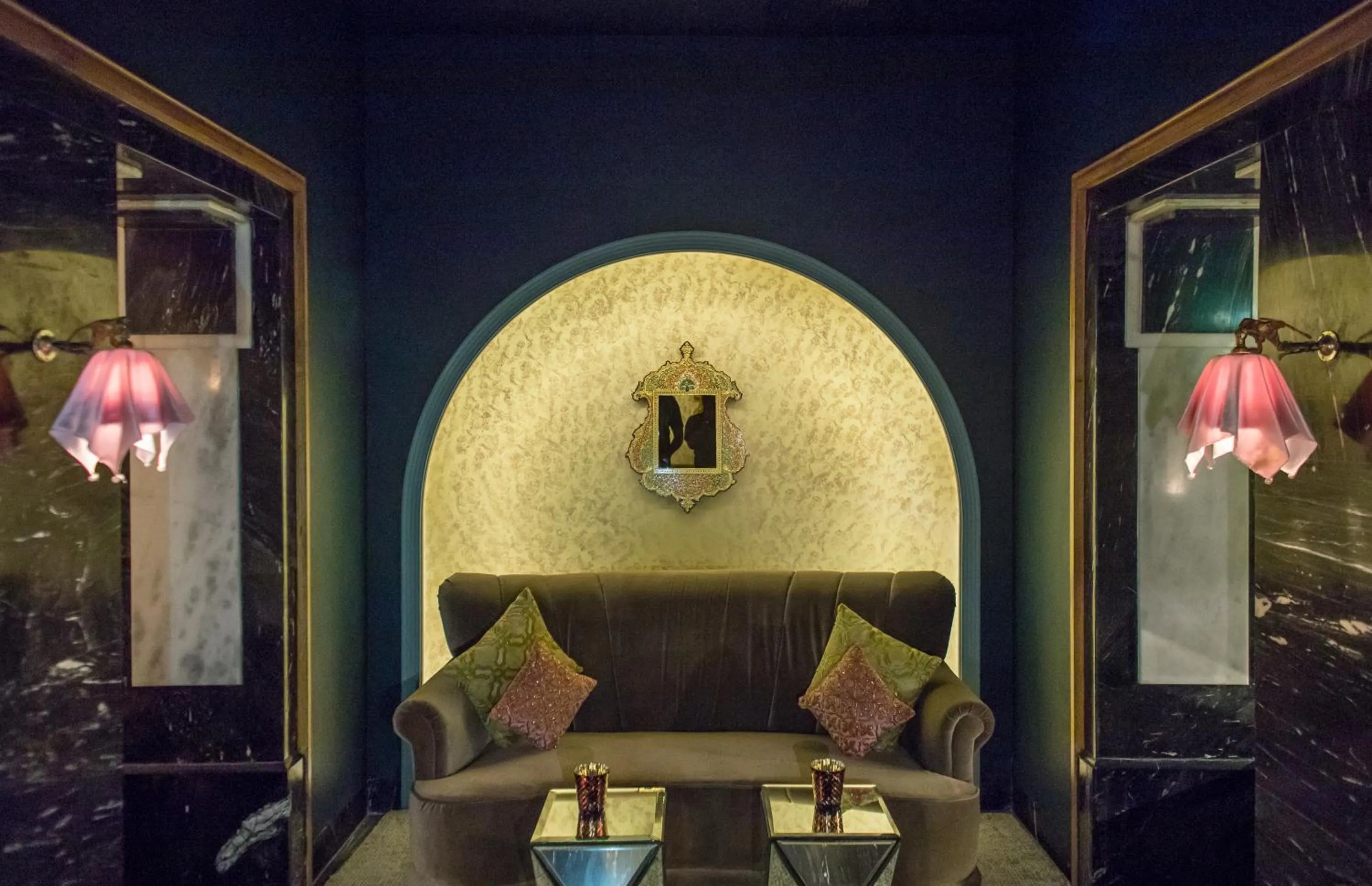 Lounge or bar in Narendra Bhawan