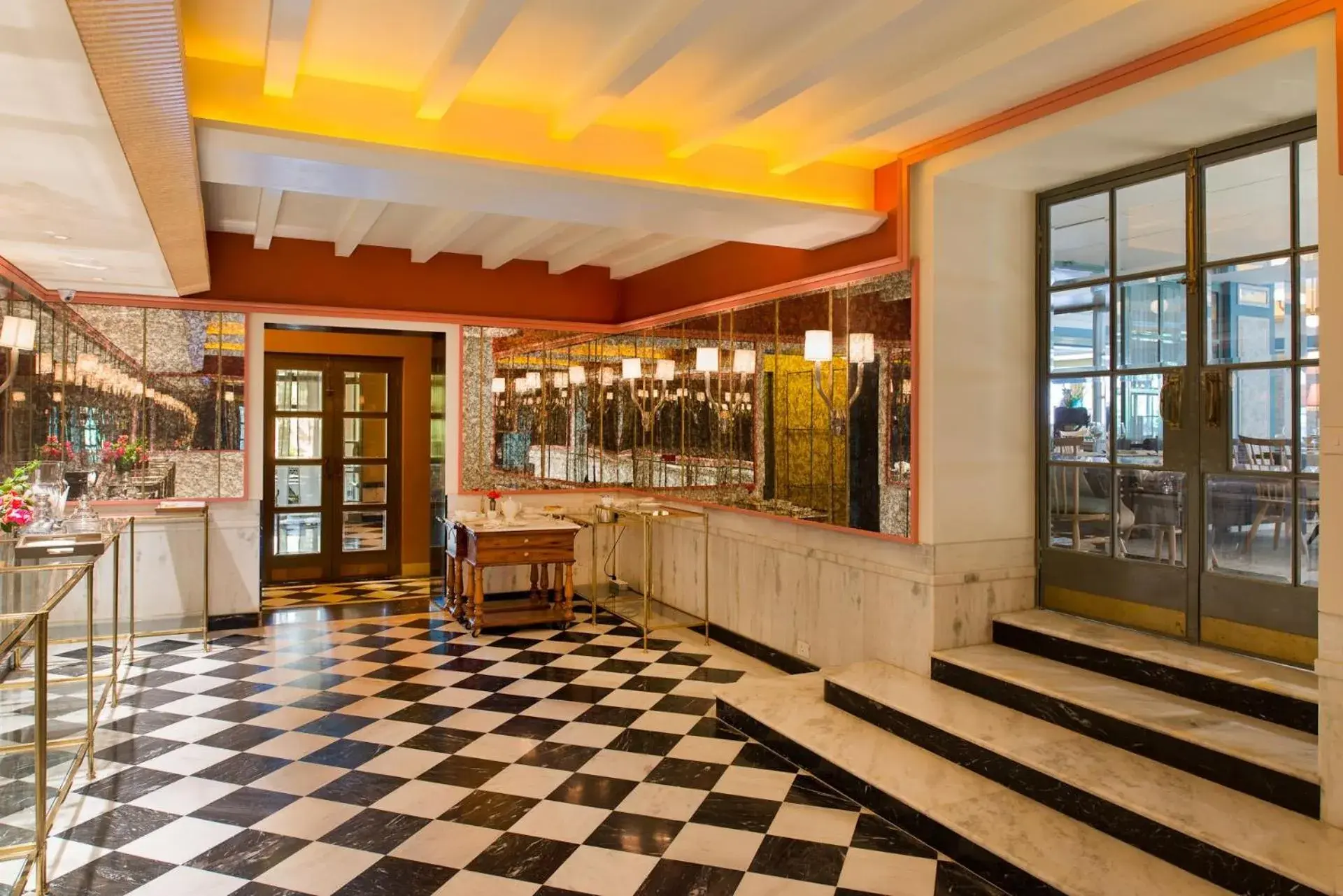 Restaurant/places to eat in Narendra Bhawan Restaurant/places to eat in Narendra Bhawan