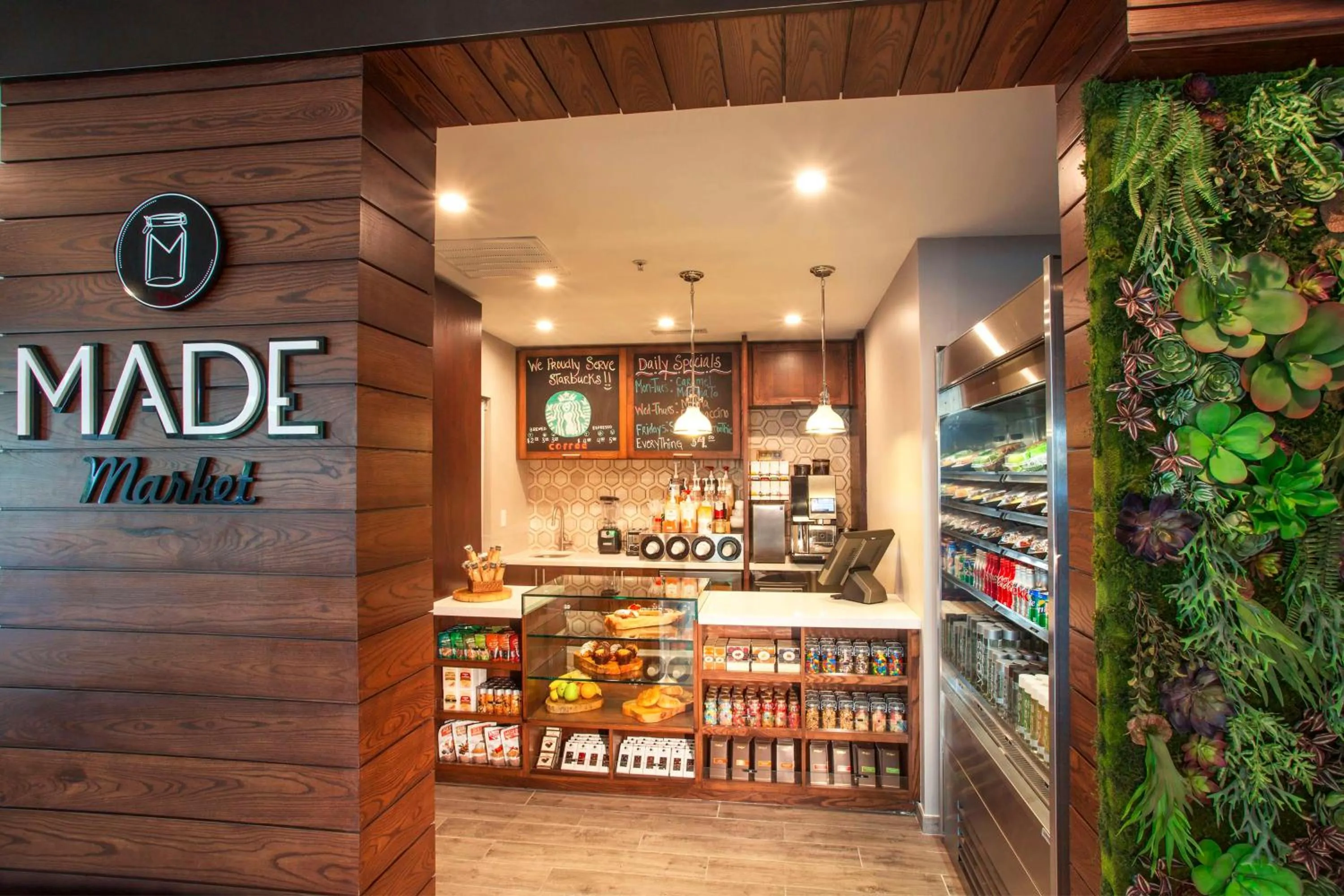 Restaurant/places to eat in DoubleTree Resort Hollywood Beach