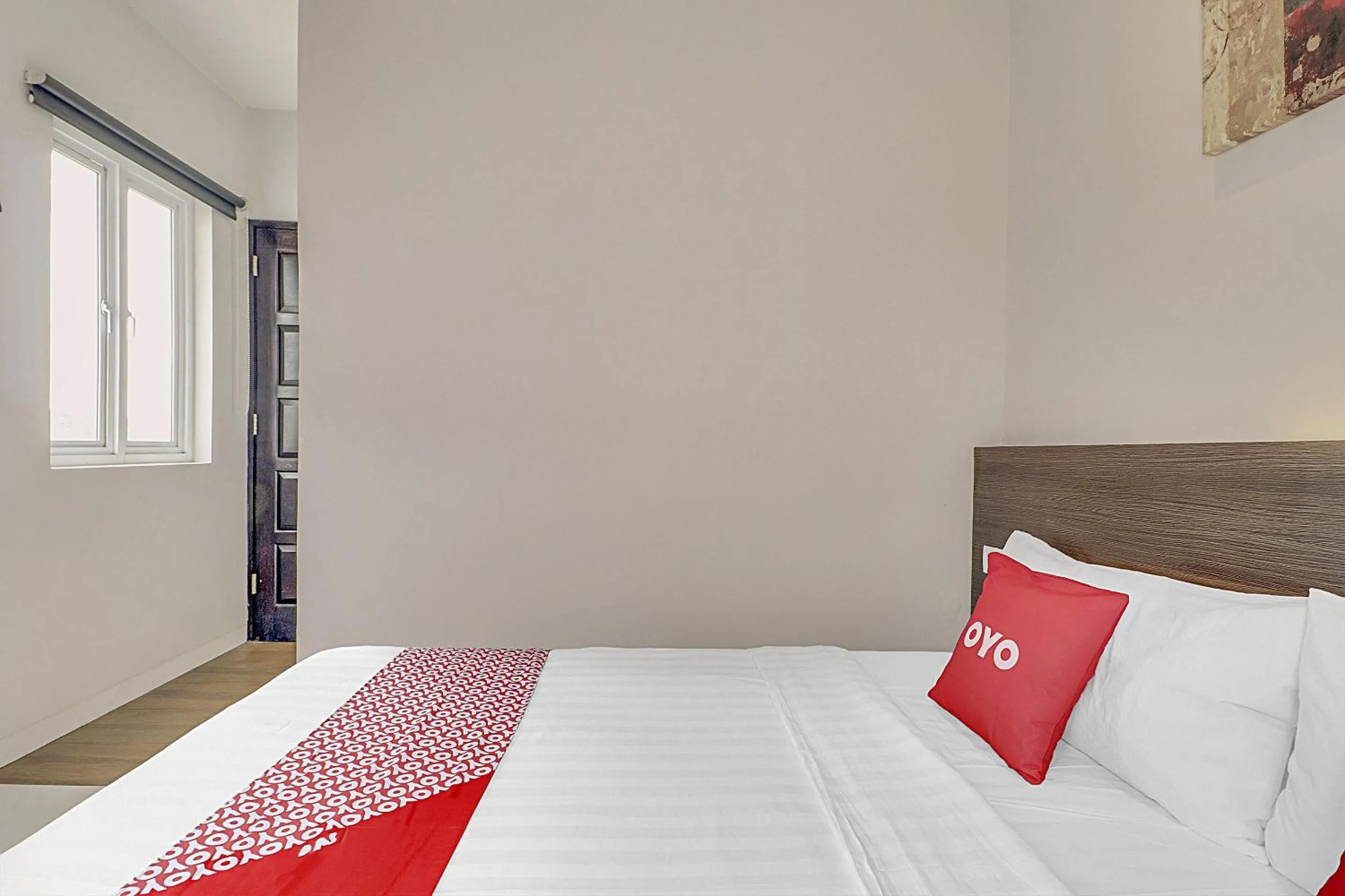 Bedroom, Bed in Collection O Cihampelas Near Ciwalk Formerly Regia Cihampelas