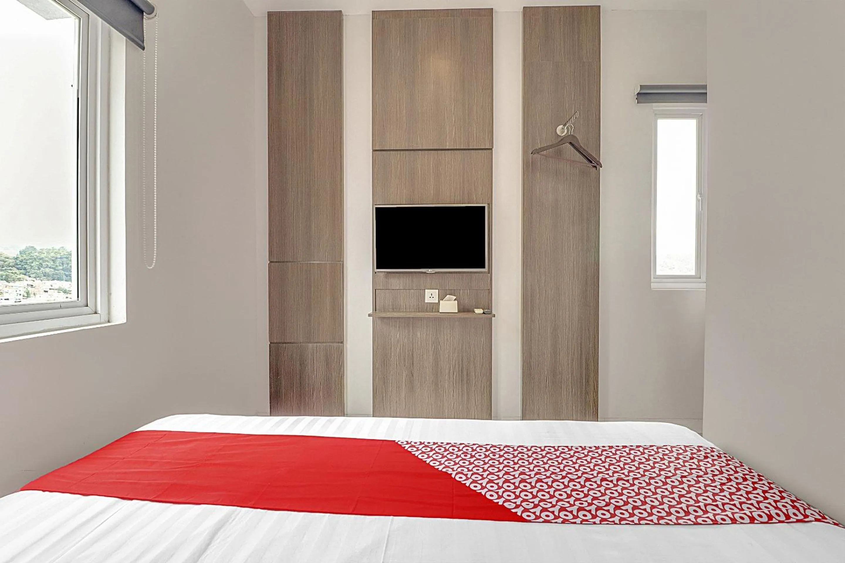 Bedroom, Bed in Collection O Cihampelas Near Ciwalk Formerly Regia Cihampelas