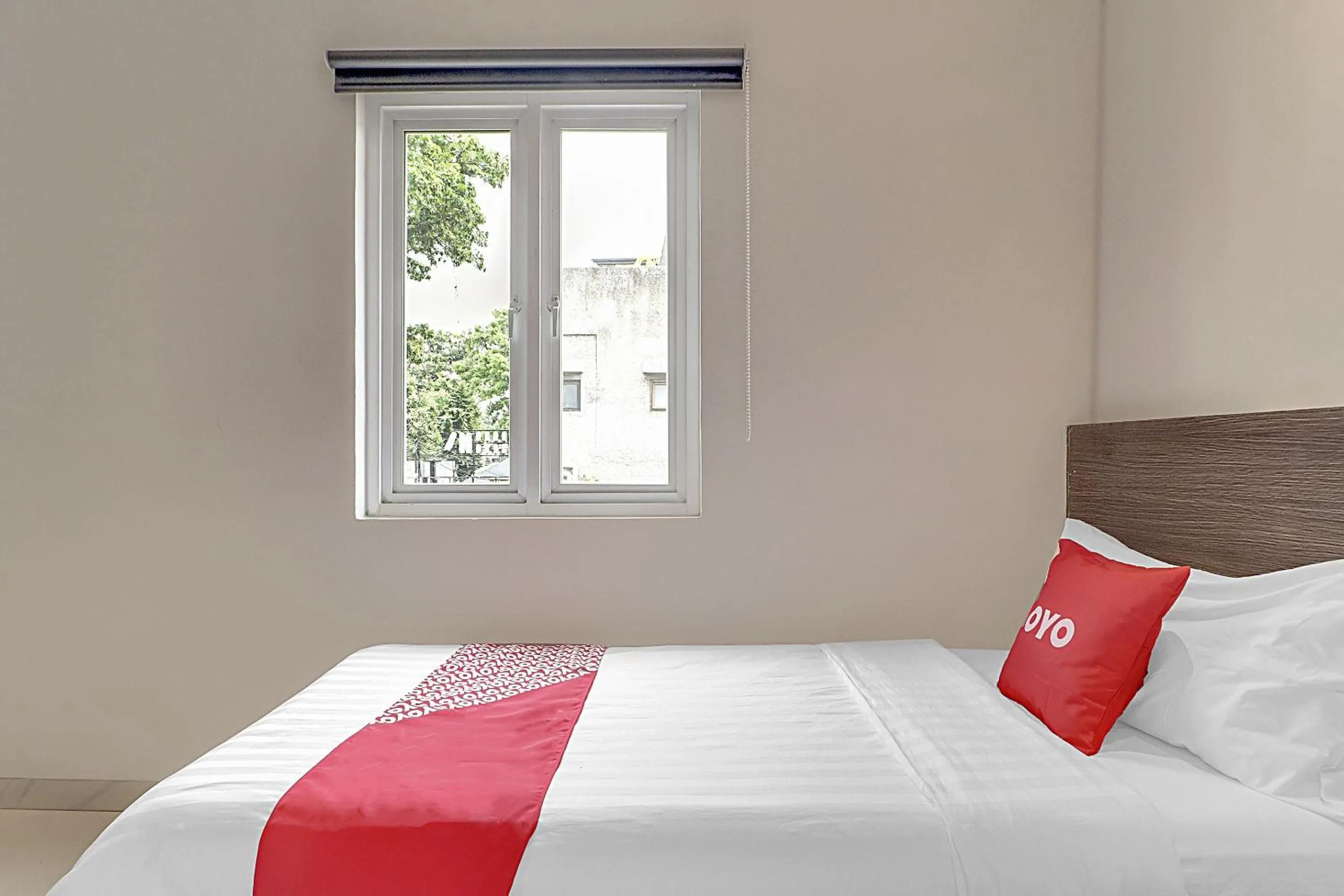 Bedroom, Bed in Collection O Cihampelas Near Ciwalk Formerly Regia Cihampelas