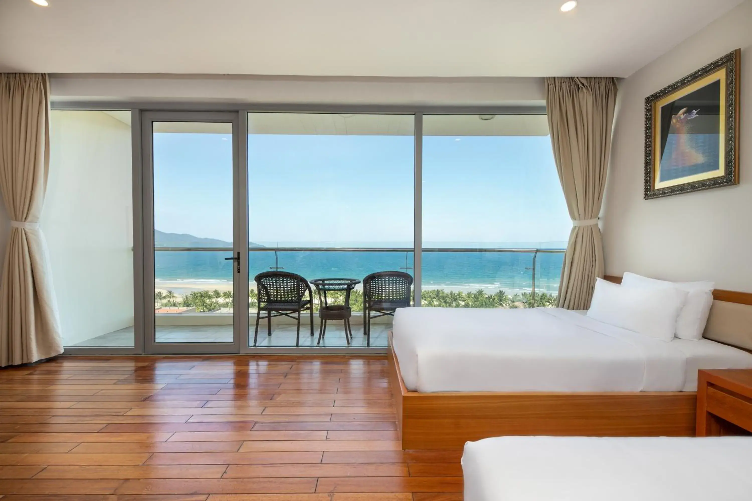 Balcony/Terrace, Bed in Sekong Hotel Da Nang Balcony/Terrace, Bed in Sekong Hotel Da Nang