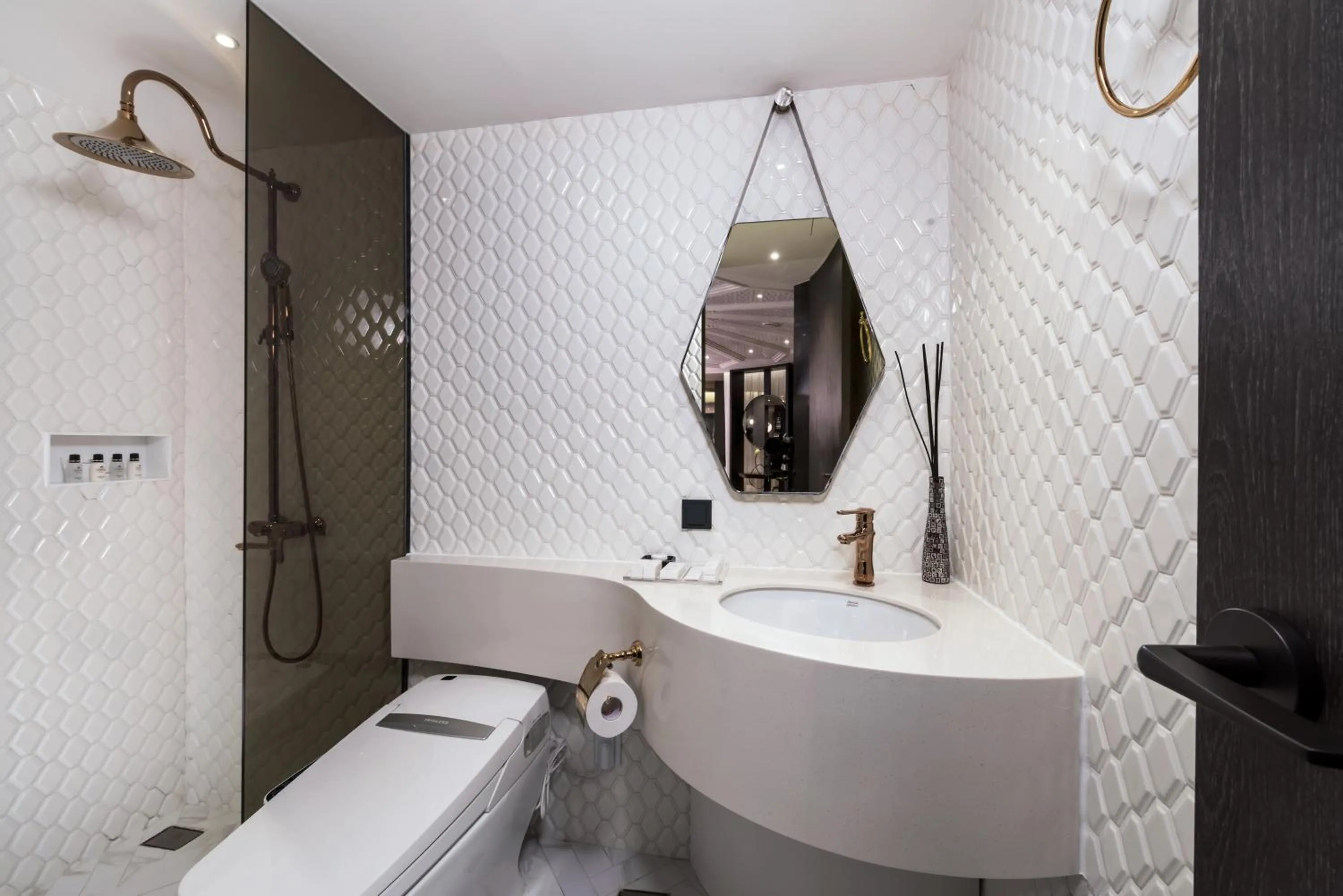 Bathroom in Hotel The Designers Kondae