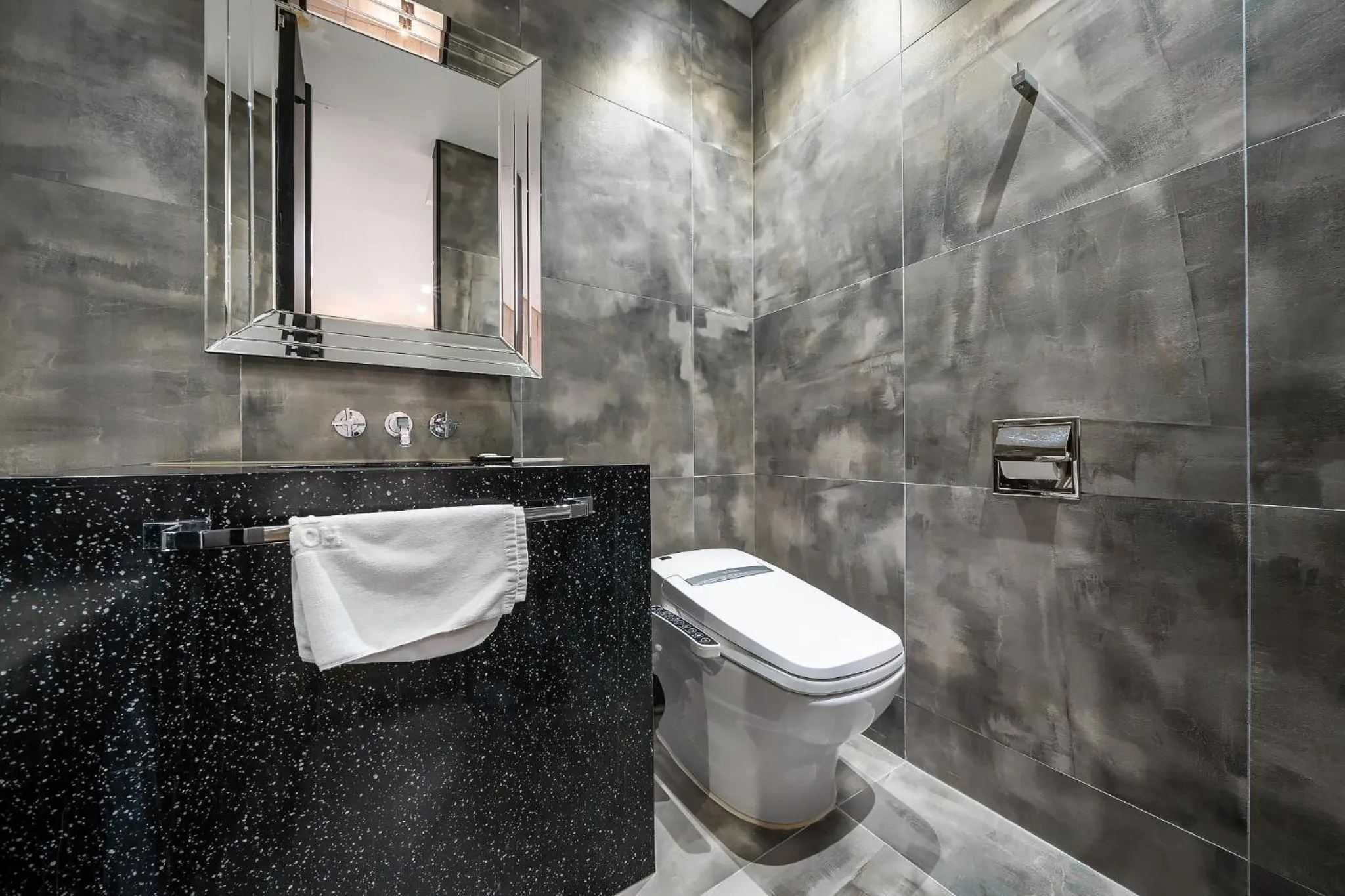 Hotel The Designers Kondae