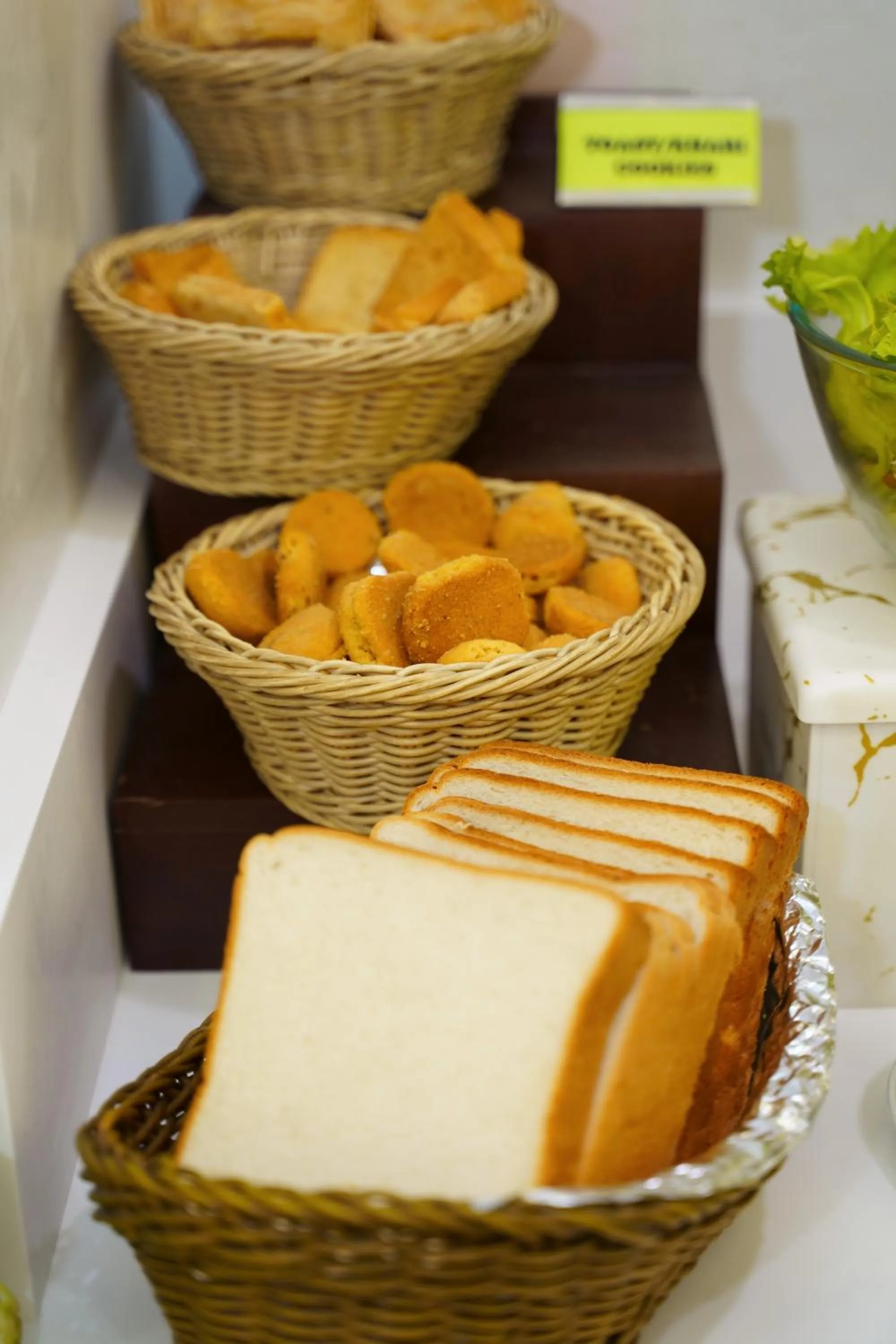 Buffet breakfast in Hotel Sifat International