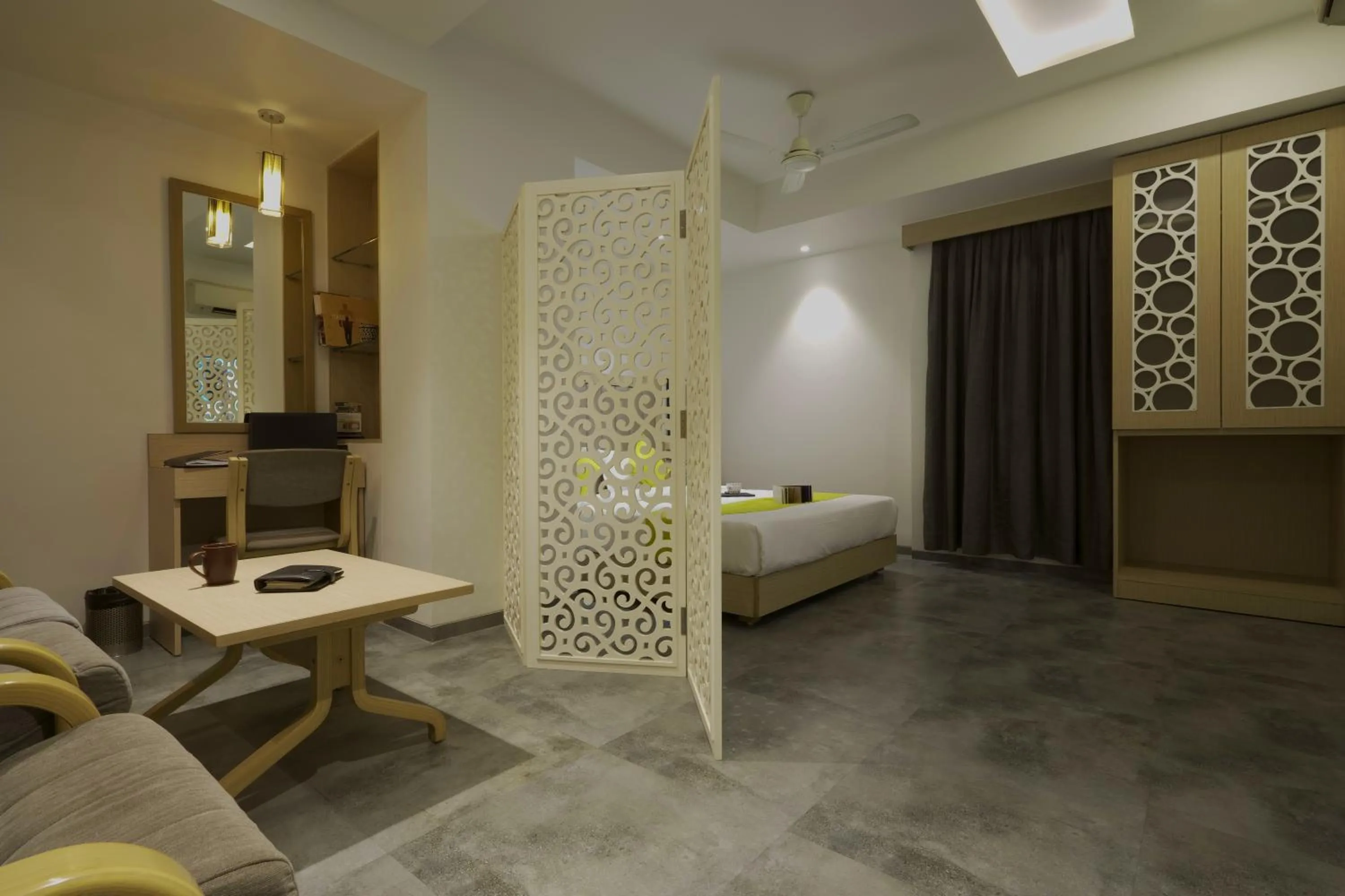 Bed in Hotel Sifat International