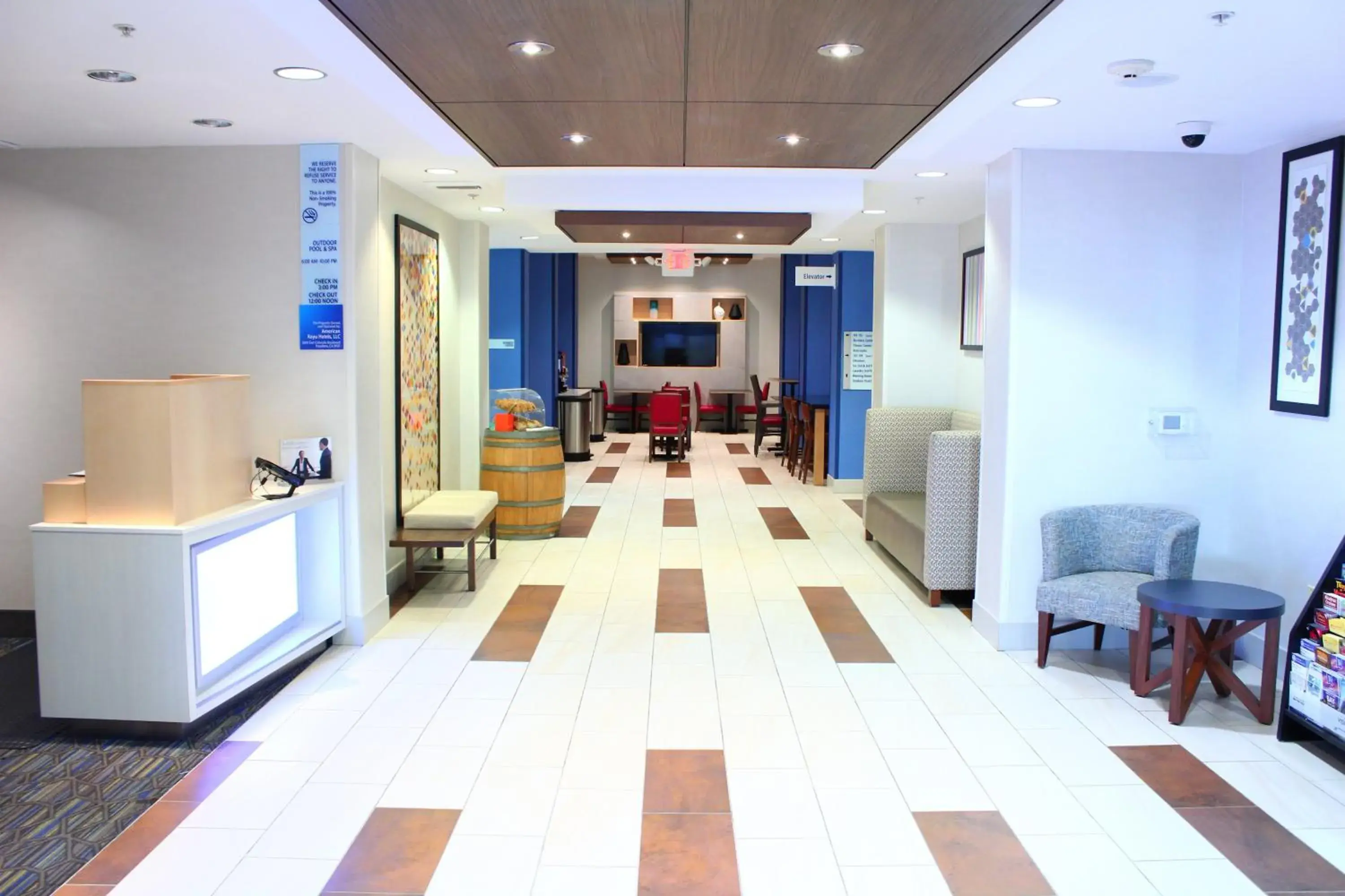 Property building in Holiday Inn Express Hotel & Suites Napa Valley-American Canyon by IHG Property building in Holiday Inn Express Hotel & Suites Napa Valley-American Canyon by IHG