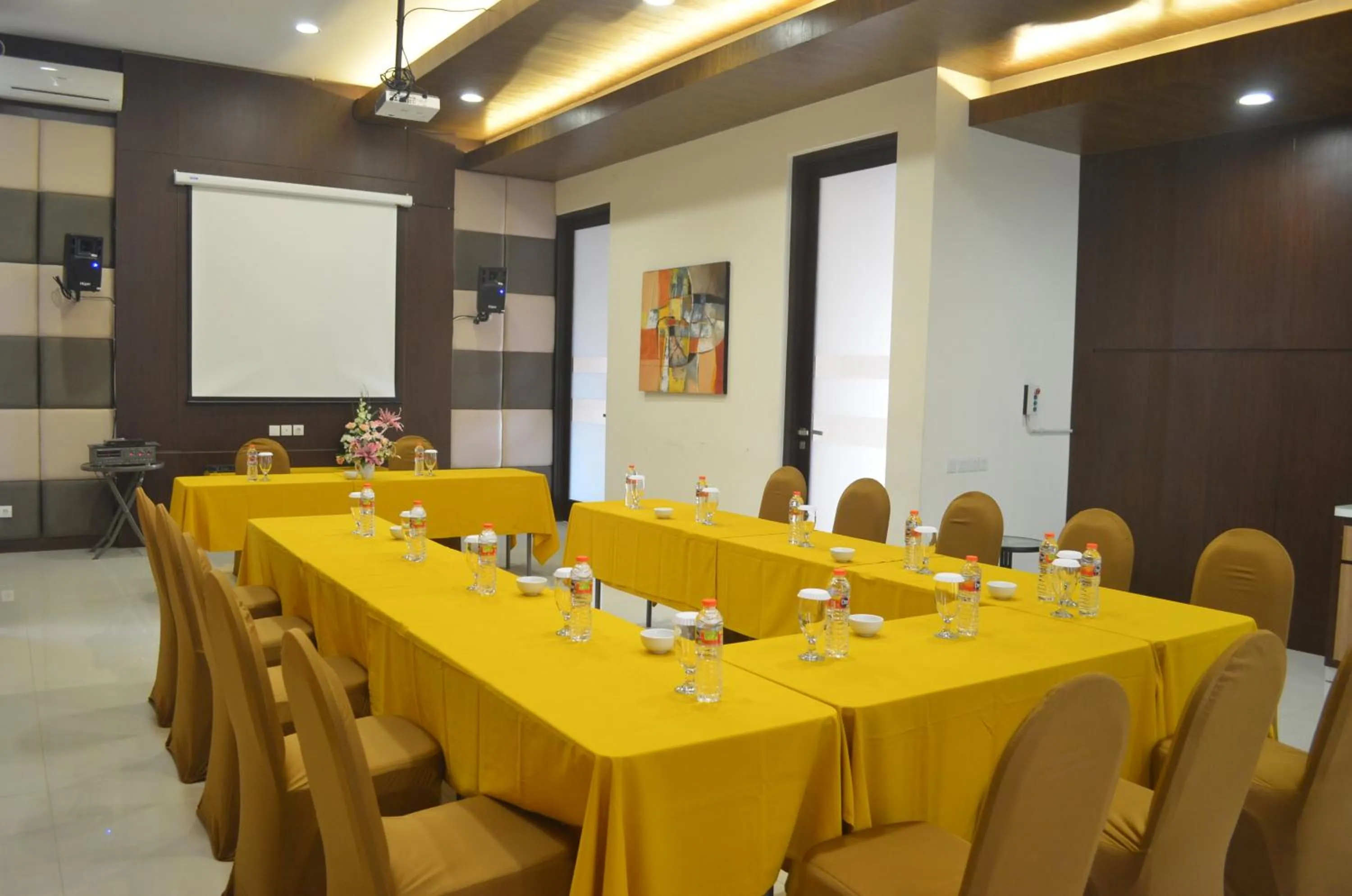 Meeting/conference room in Sweet Garden Guest House