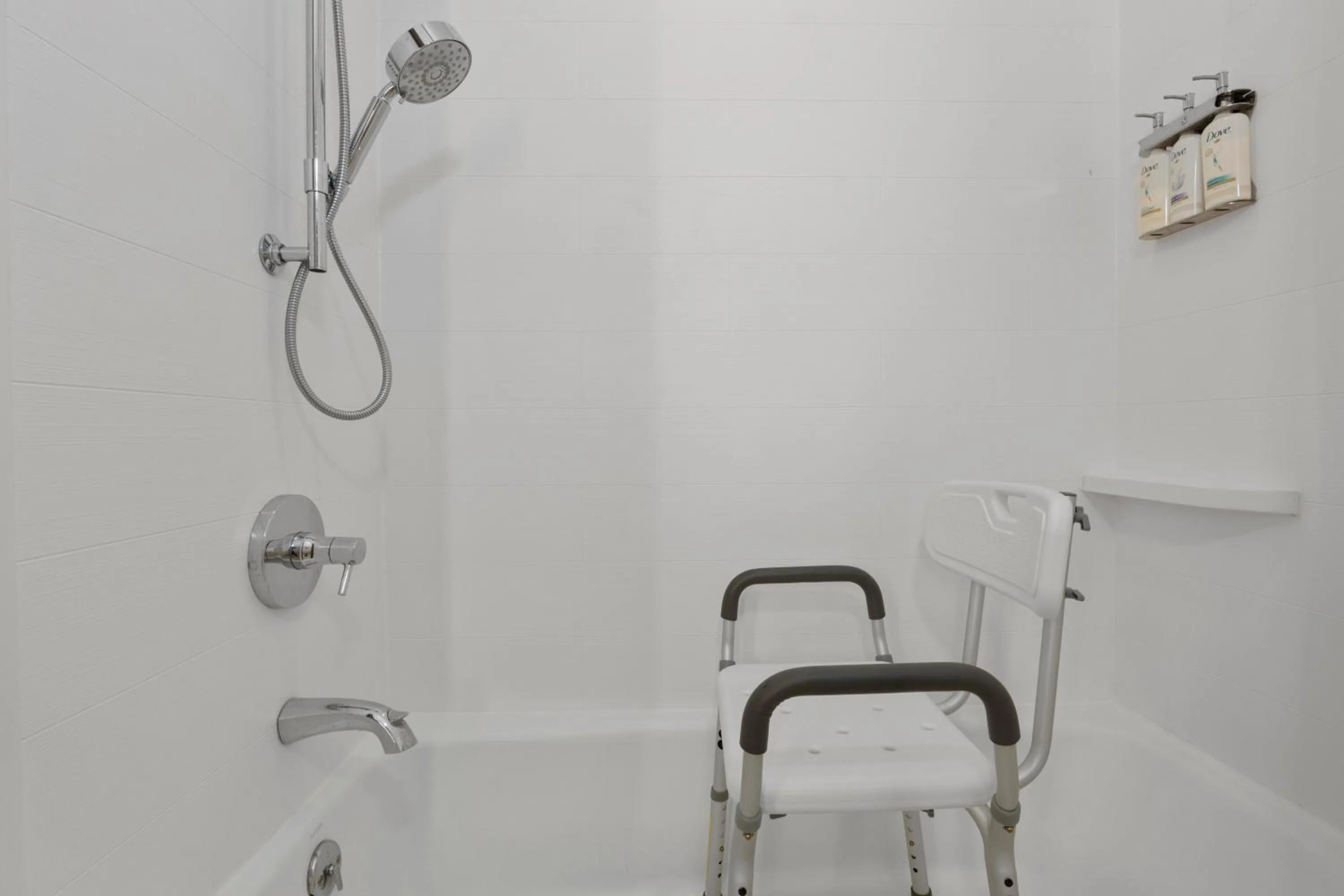 acessibility in Holiday Inn Express Hotel & Suites West Coxsackie by IHG