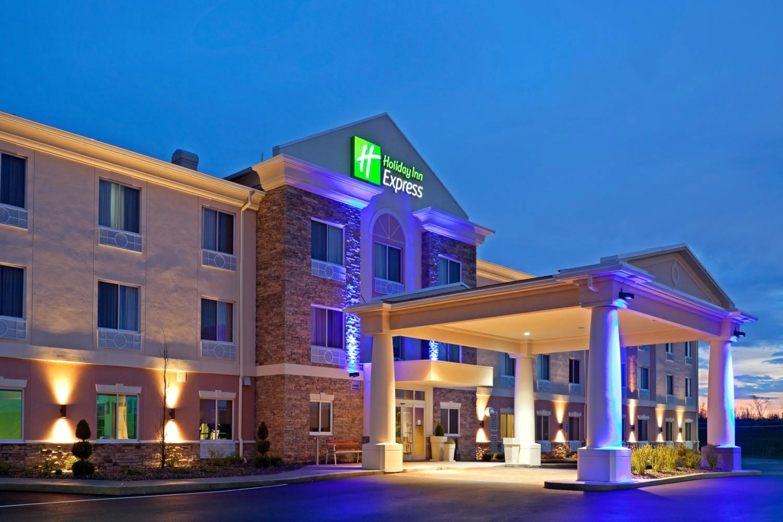 Property building in Holiday Inn Express Hotel & Suites West Coxsackie by IHG