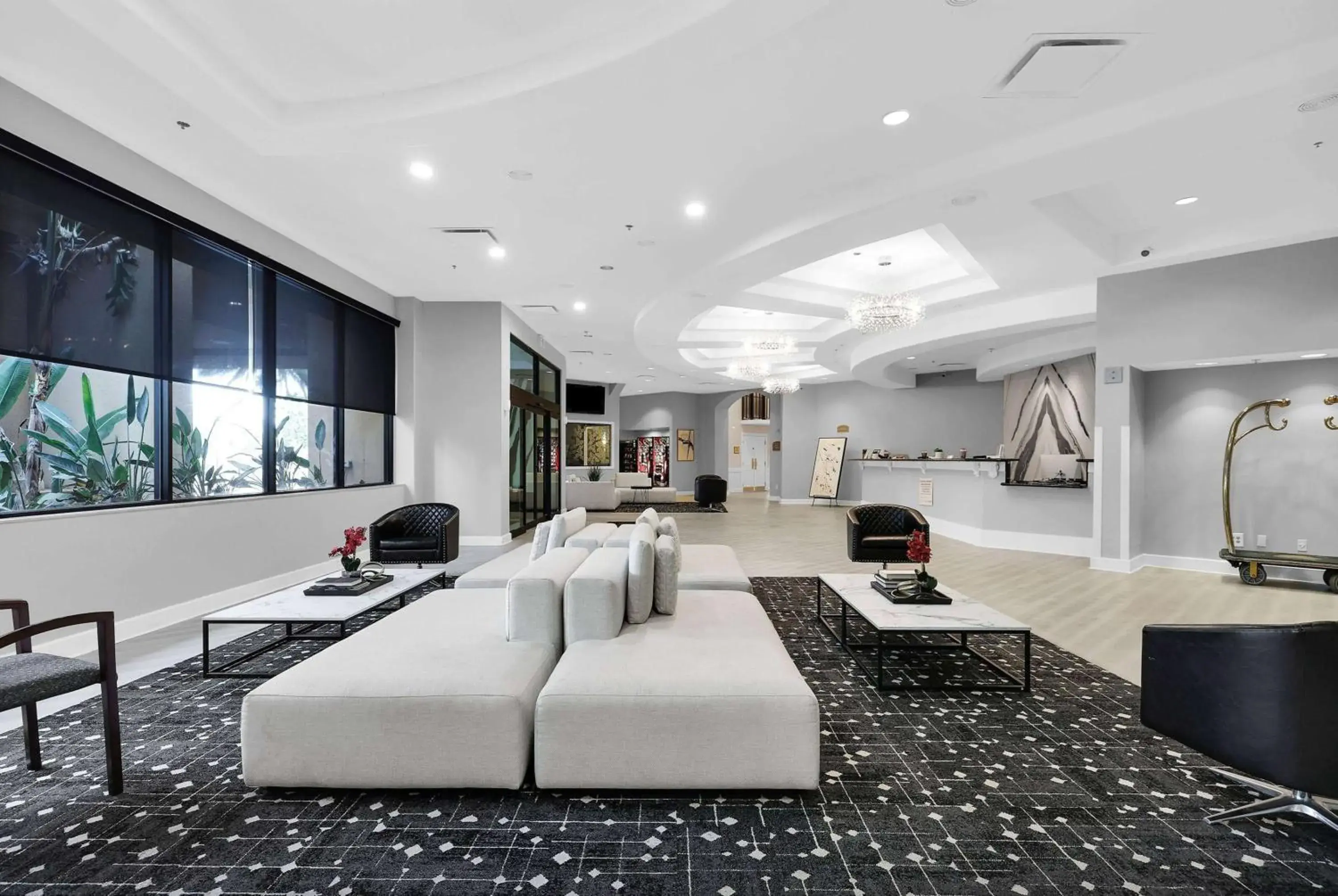 Lobby or reception, Bed in Ramada by Wyndham Jacksonville I-95 by Butler Blvd Lobby or reception, Bed in Ramada by Wyndham Jacksonville I-95 by Butler Blvd