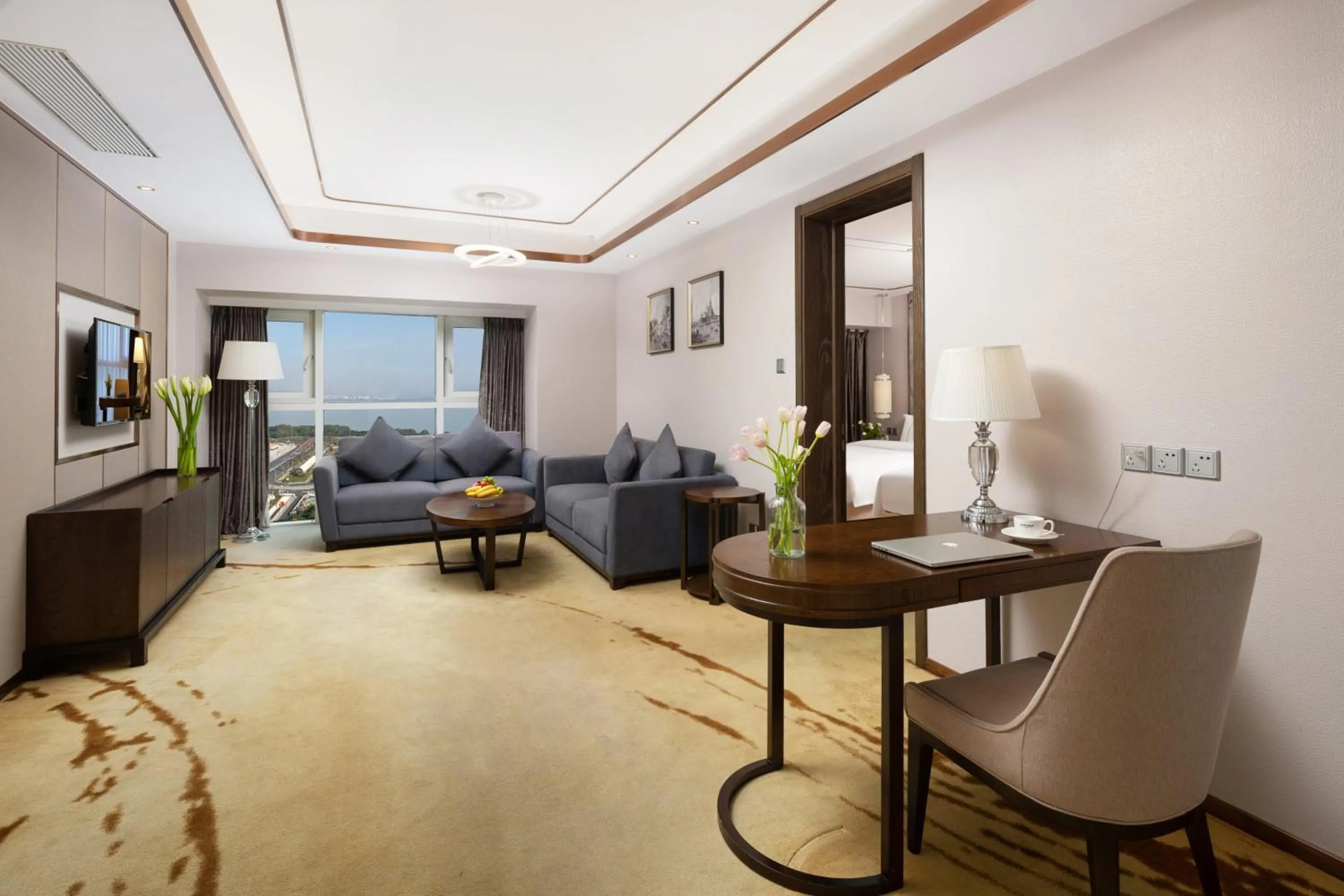 Shenzhen Bay Hisoar Hotel