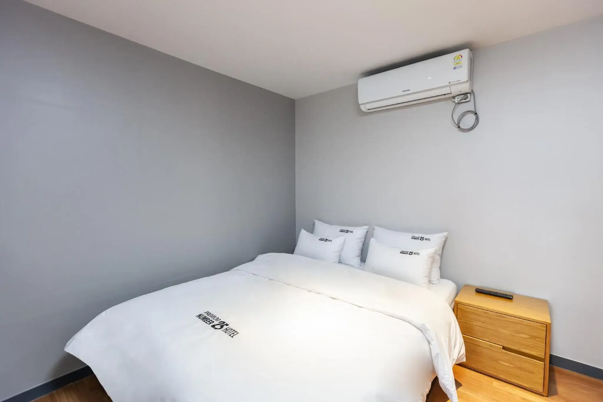 Bed in No.25 Hotel Busan Seomyeon Station Bed in No.25 Hotel Busan Seomyeon Station